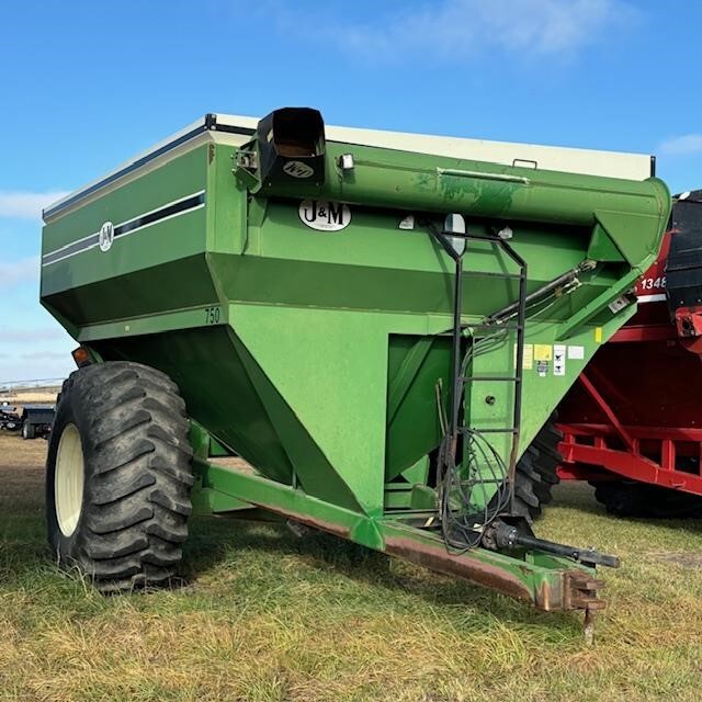  J&M 750-14 Grain Cart