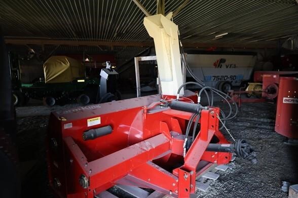 2011 McHale Y960QL Snow Blower