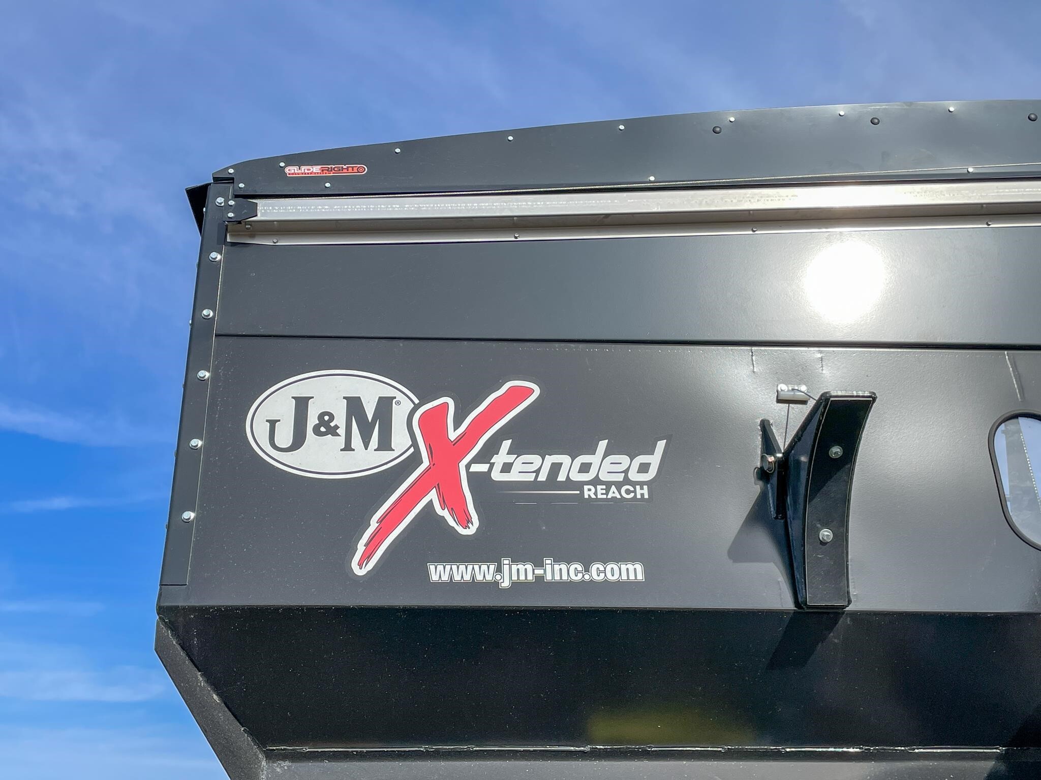 2026 J&M 1112 Grain Cart