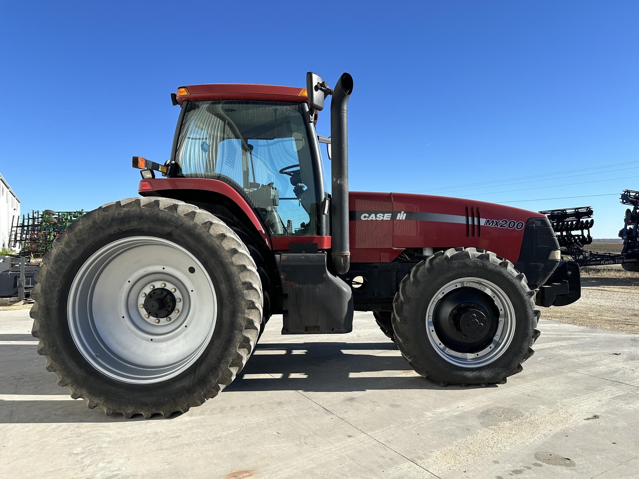 1999 Case IH MX200 Tractor