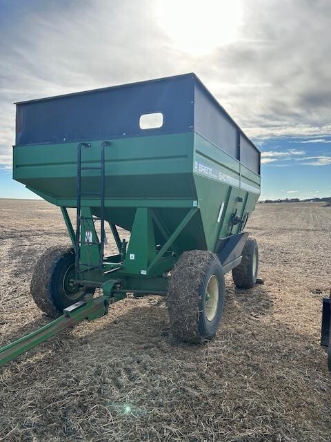 1996 Brent 640 Gravity Wagon