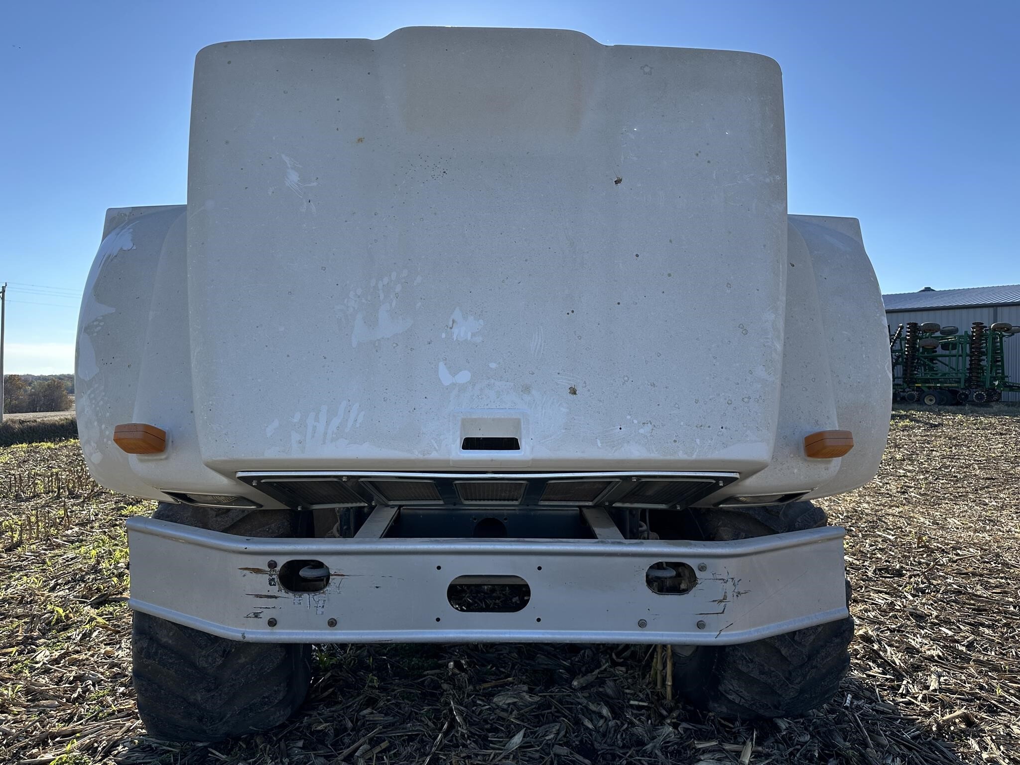  New Leader L3020 G4 Pull-Type Fertilizer Spreader