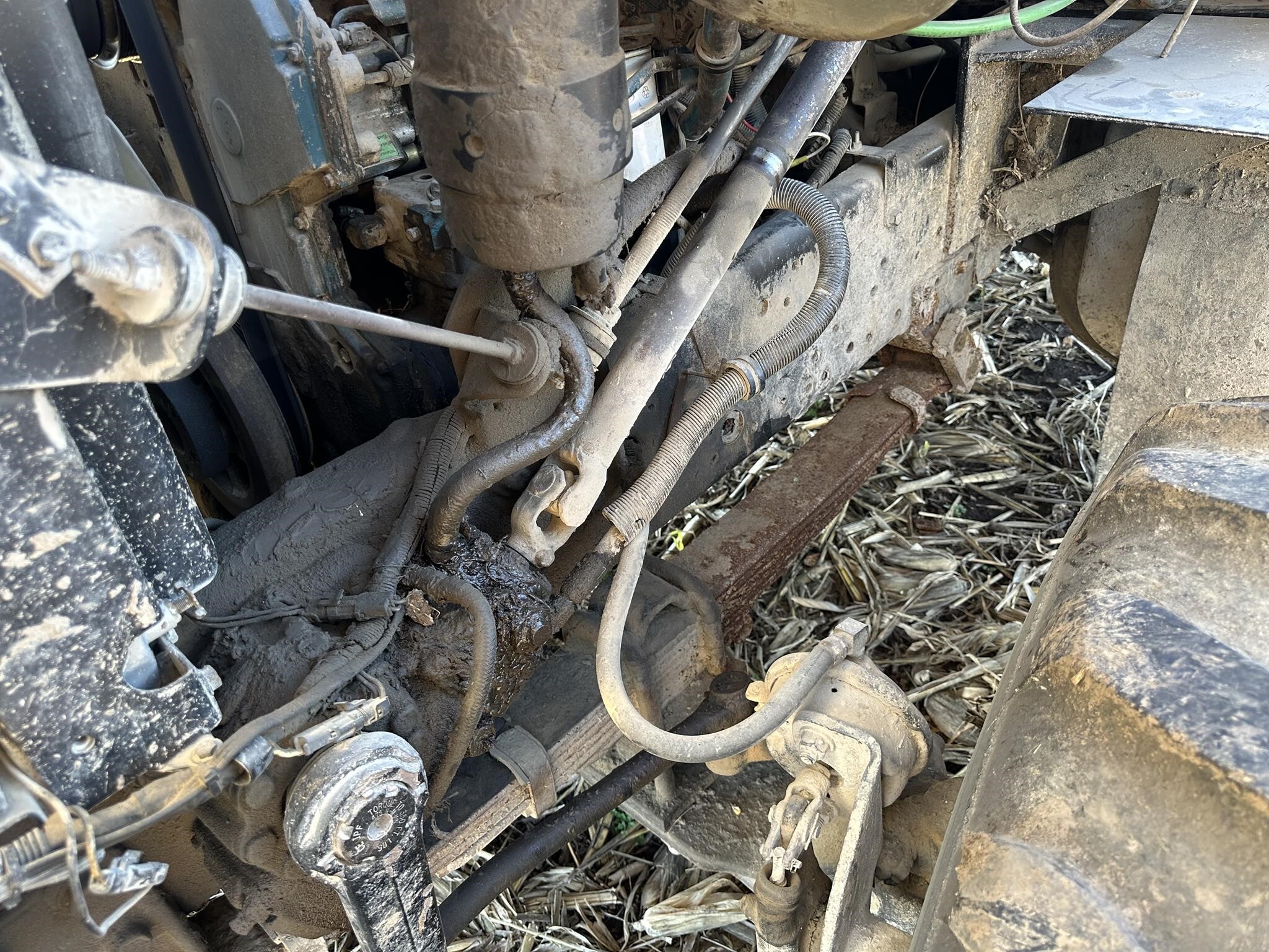  New Leader L3020 G4 Pull-Type Fertilizer Spreader