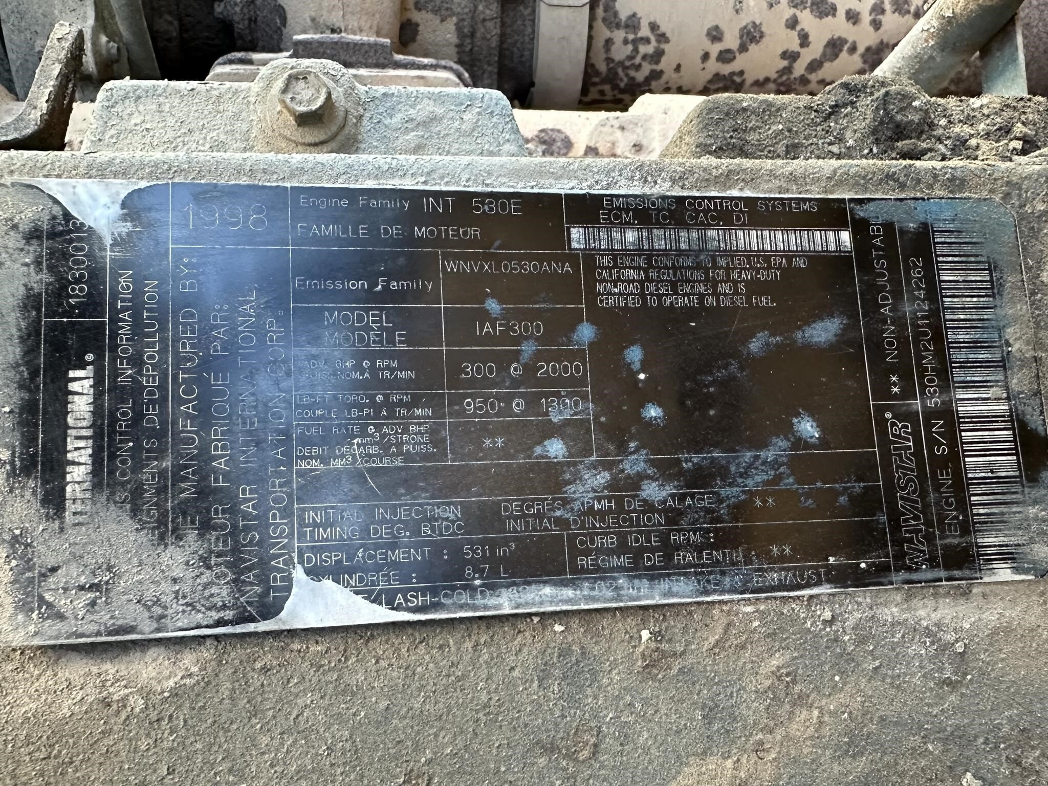  New Leader L3020 G4 Pull-Type Fertilizer Spreader