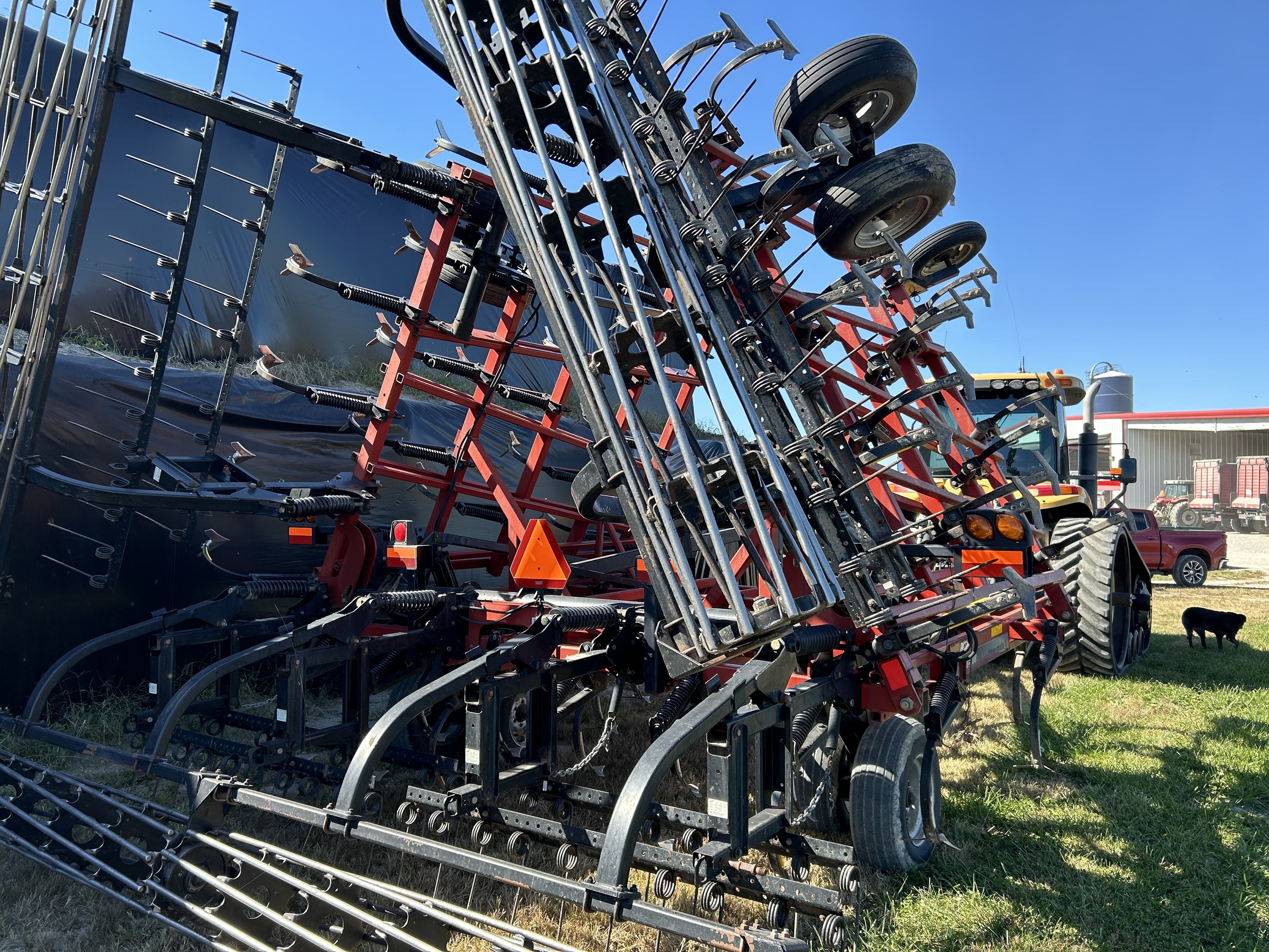  Case IH TIGERMATE 2 Field Cultivator