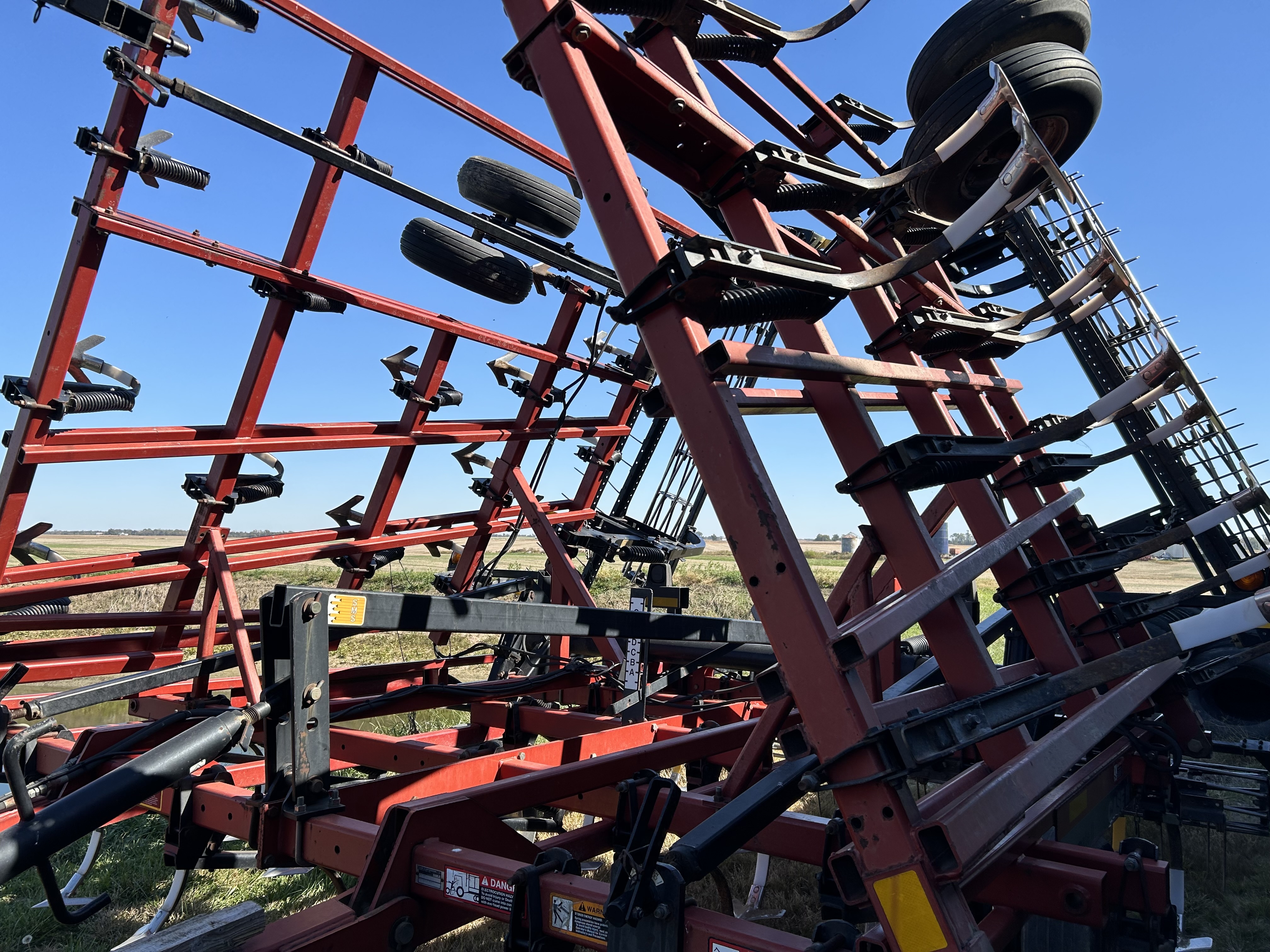  Case IH TIGERMATE 2 Field Cultivator