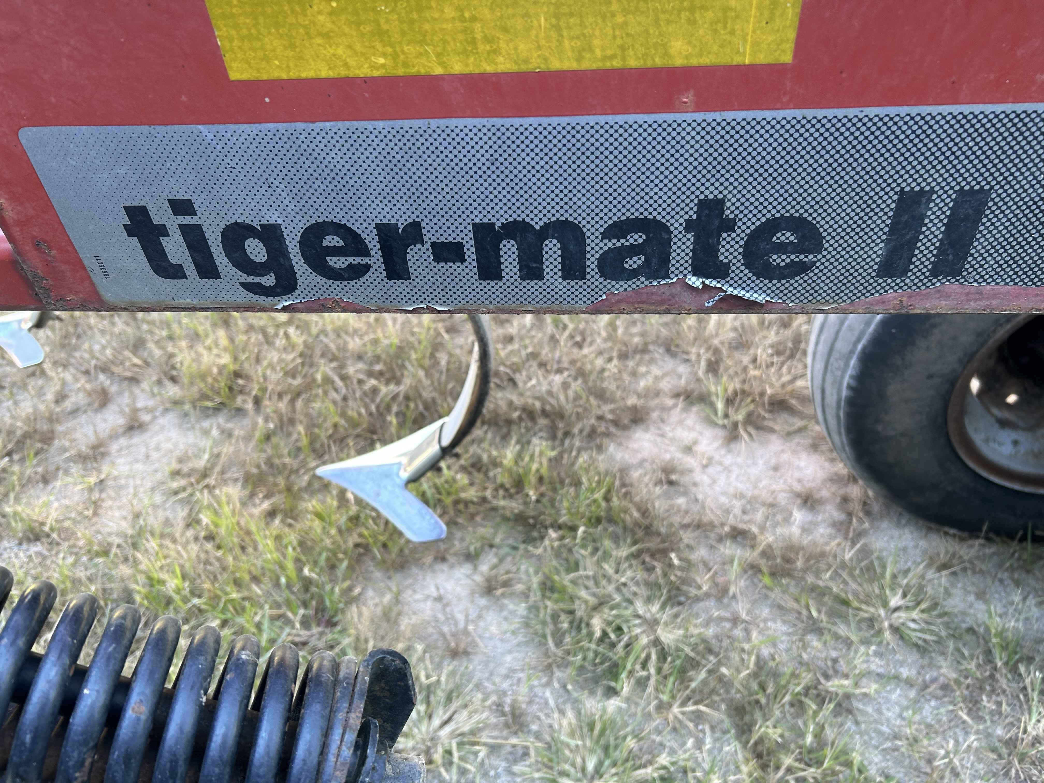  Case IH TIGERMATE 2 Field Cultivator