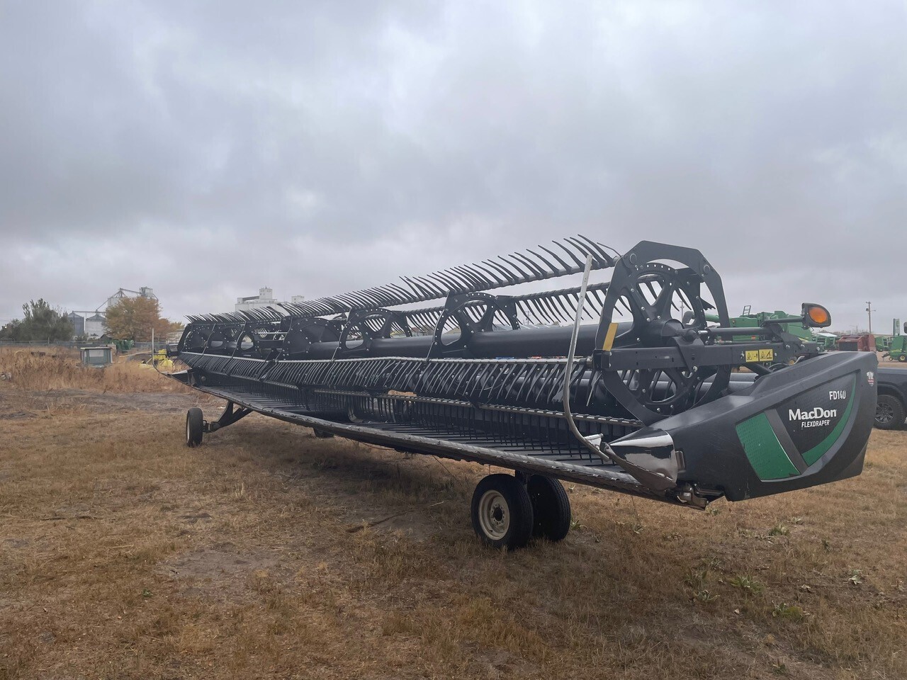 2019 MacDon FD140 Platform