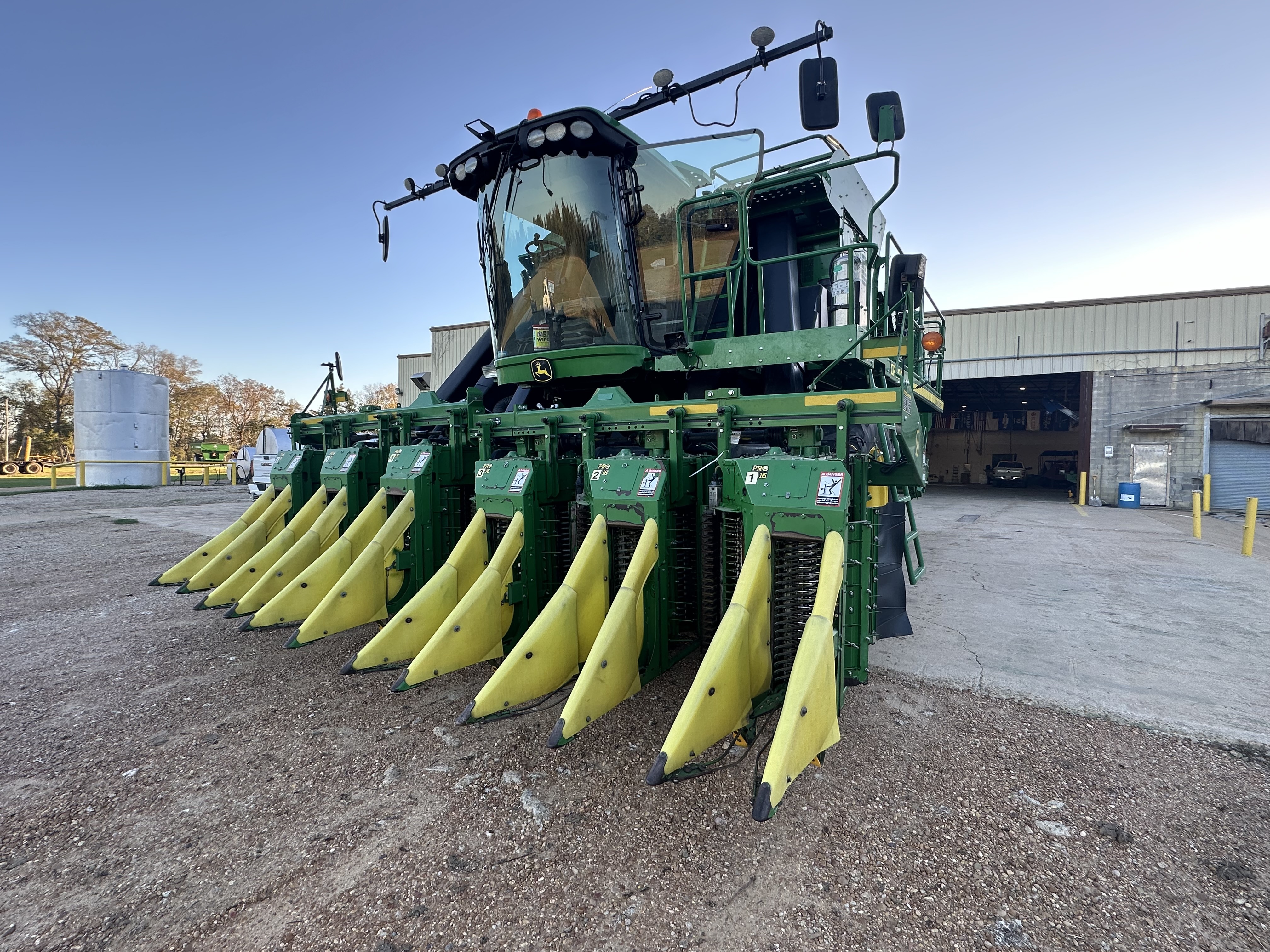 2016 John Deere CP690 Cotton Equipment