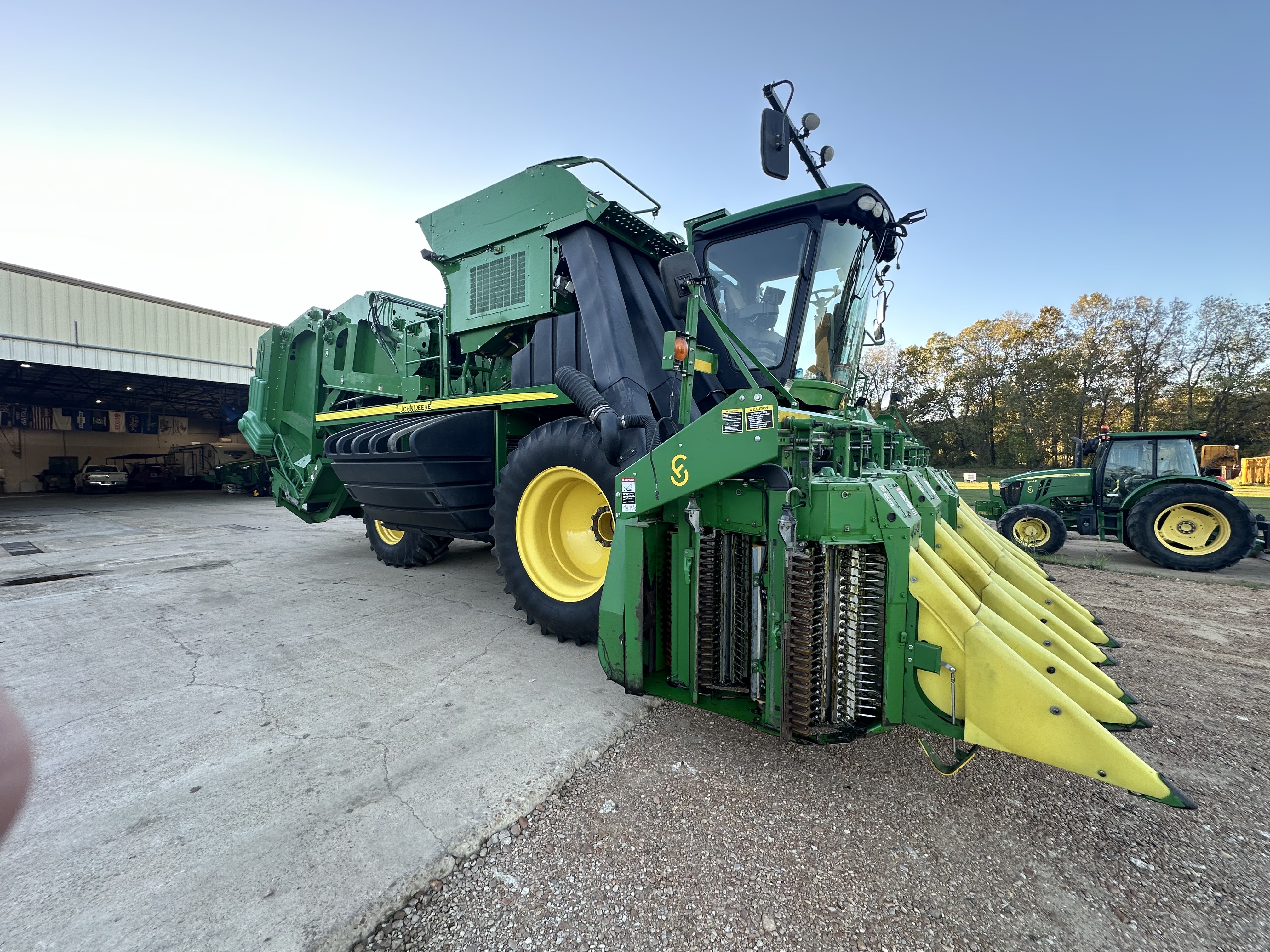2016 John Deere CP690 Cotton Equipment