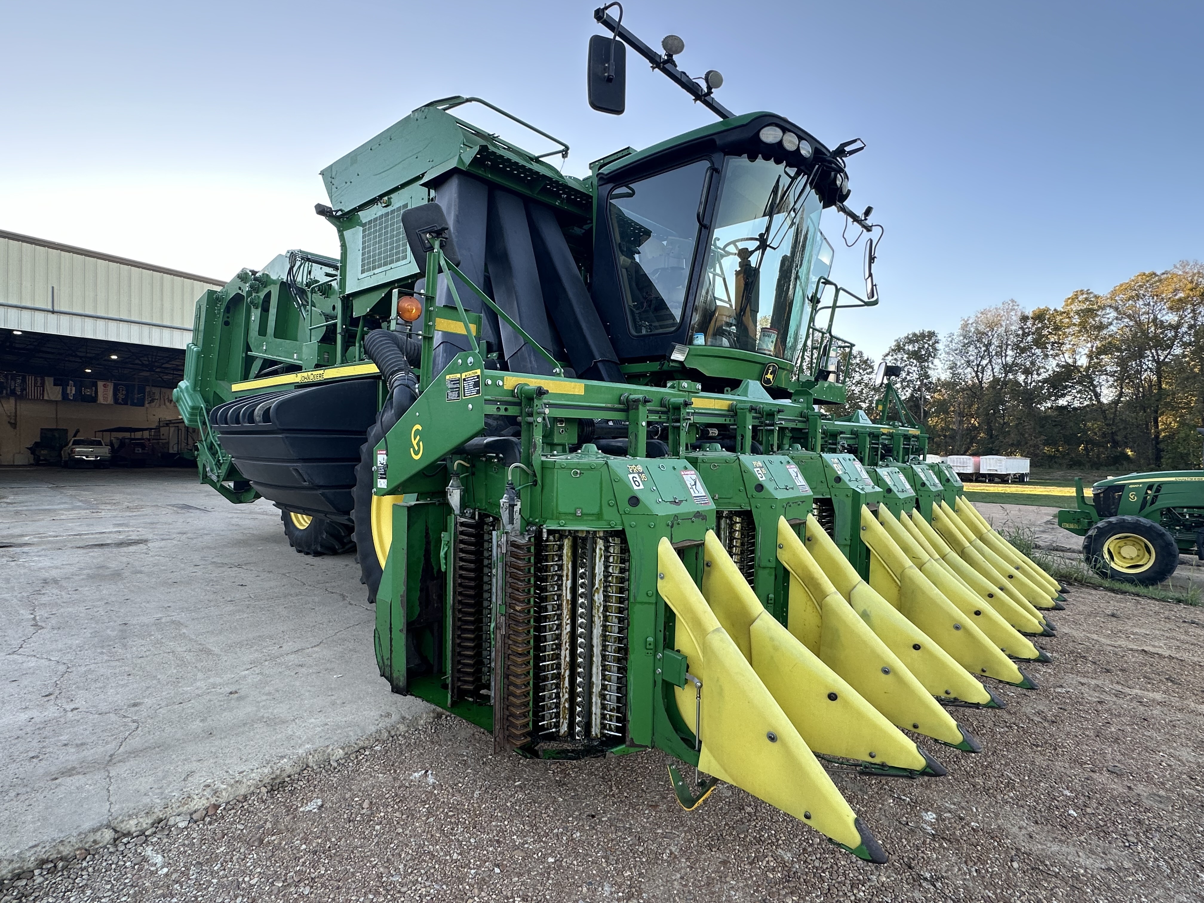 2016 John Deere CP690 Cotton Equipment