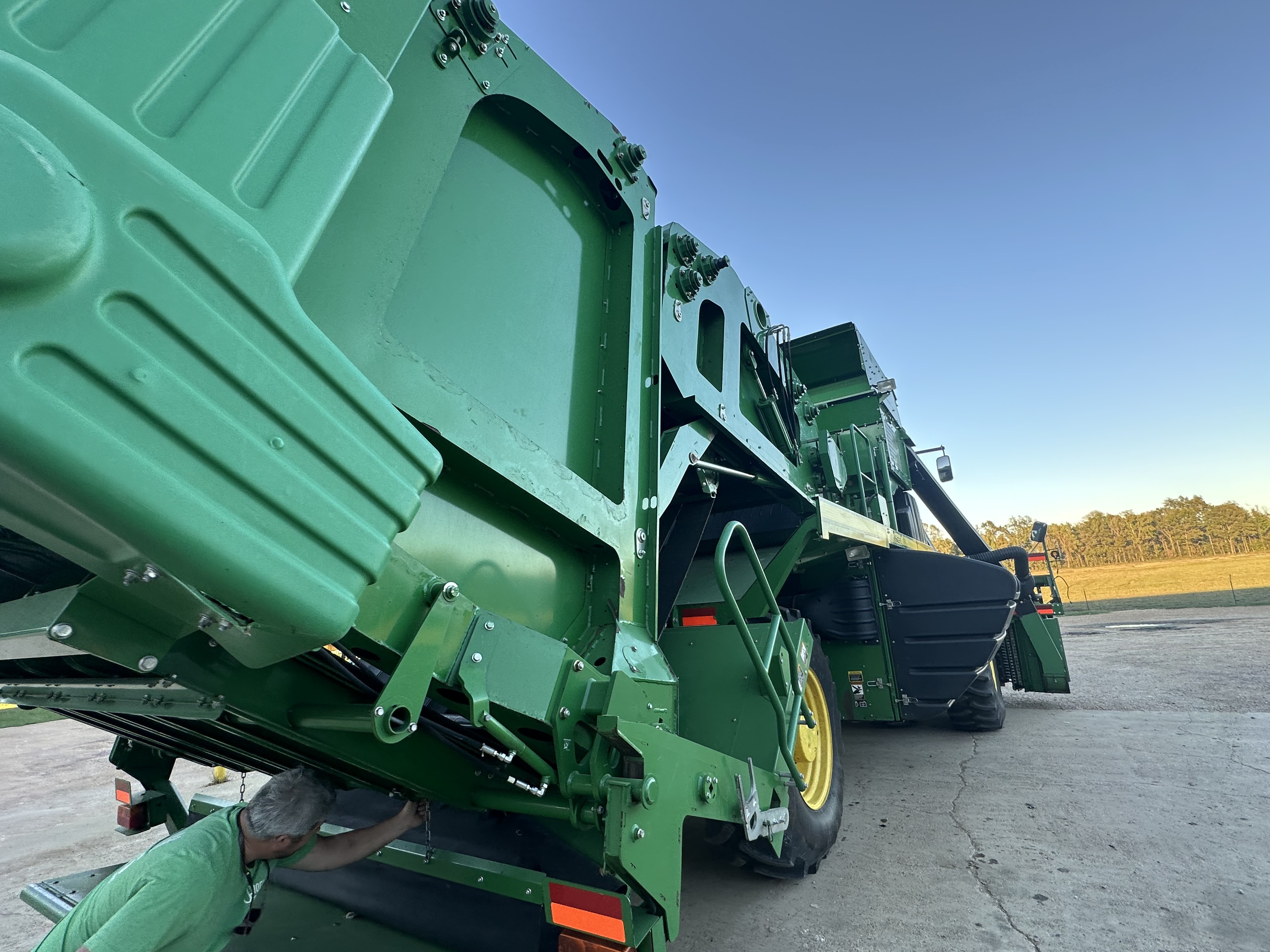 2016 John Deere CP690 Cotton Equipment