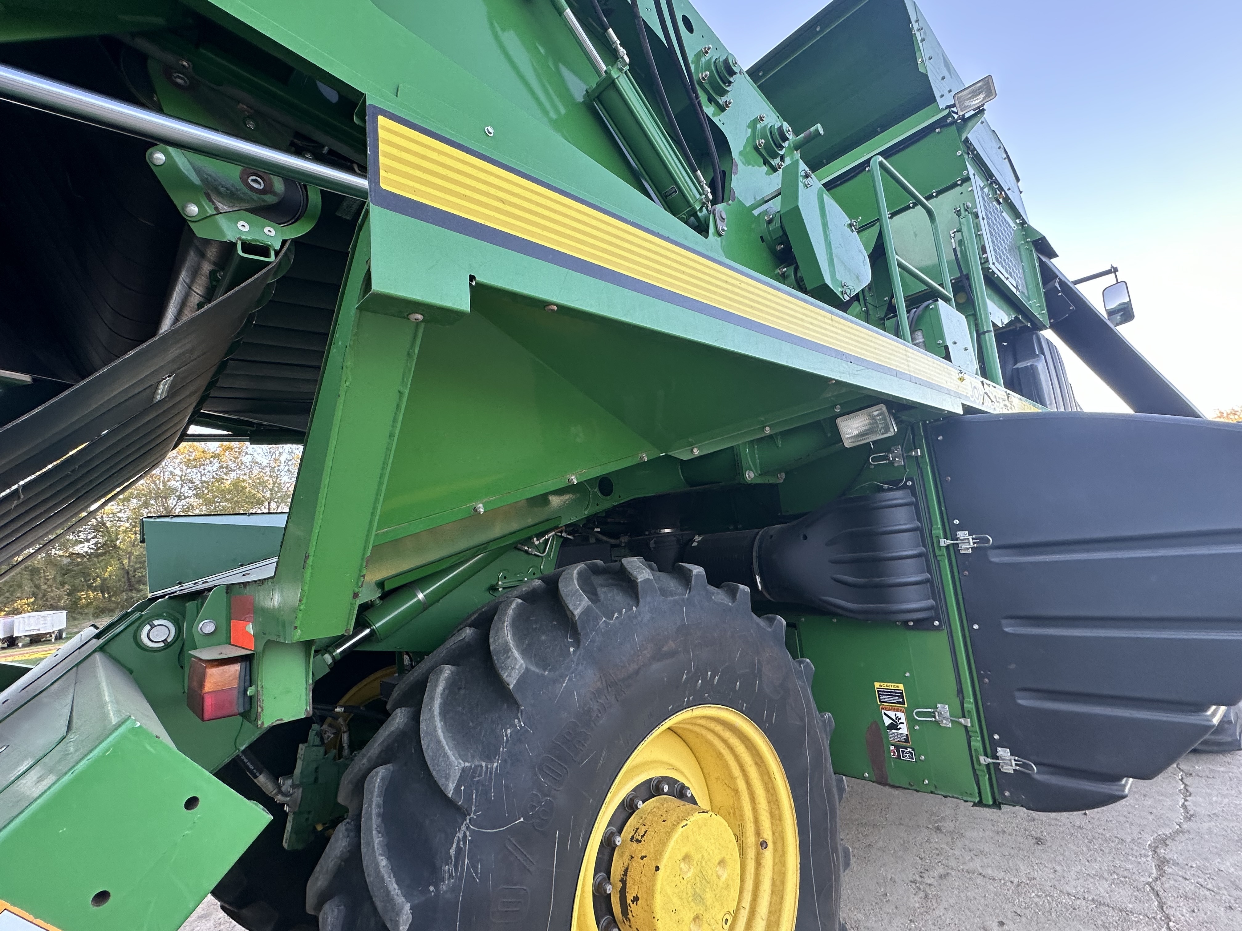 2016 John Deere CP690 Cotton Equipment