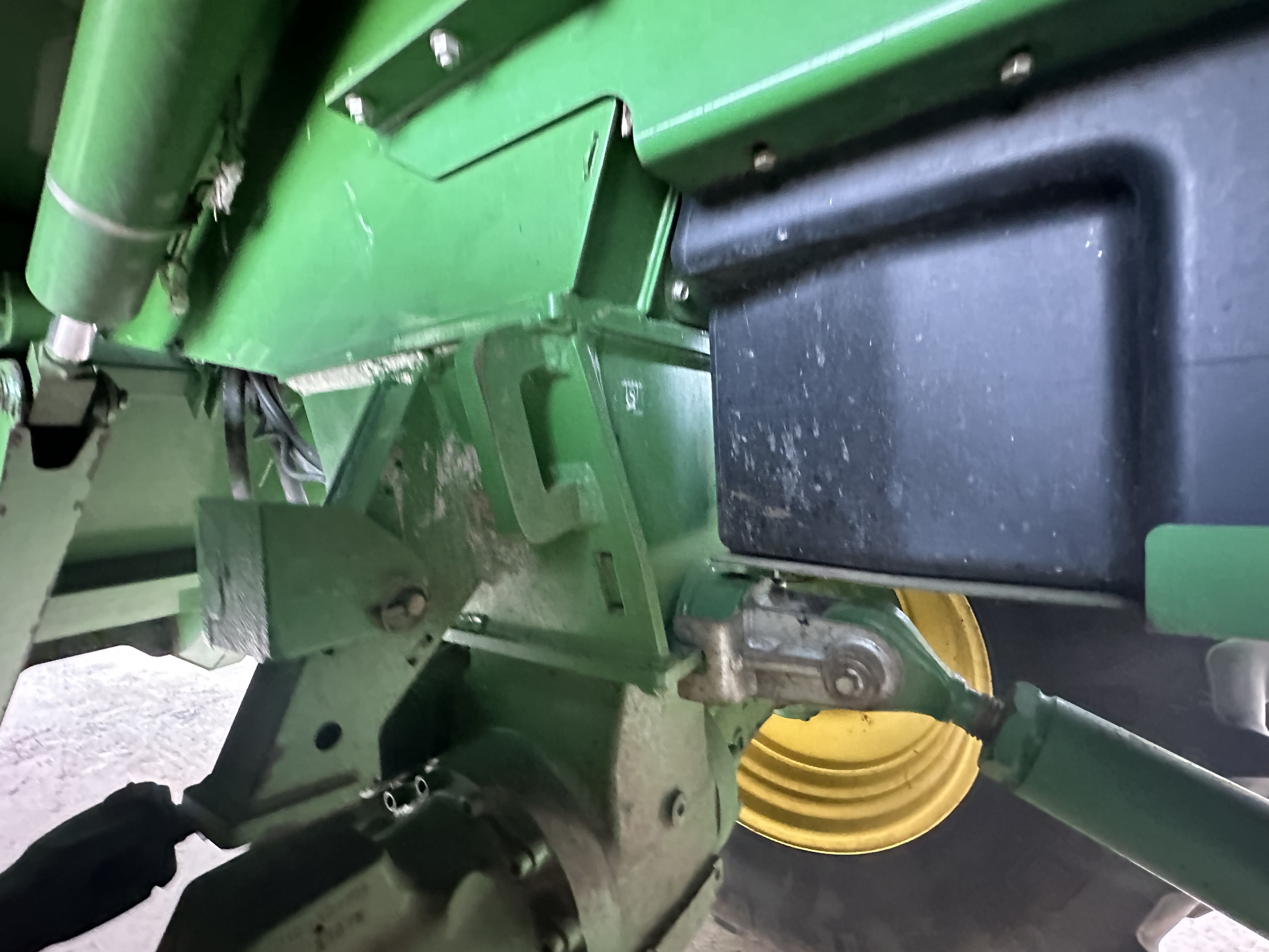 2016 John Deere CP690 Cotton Equipment