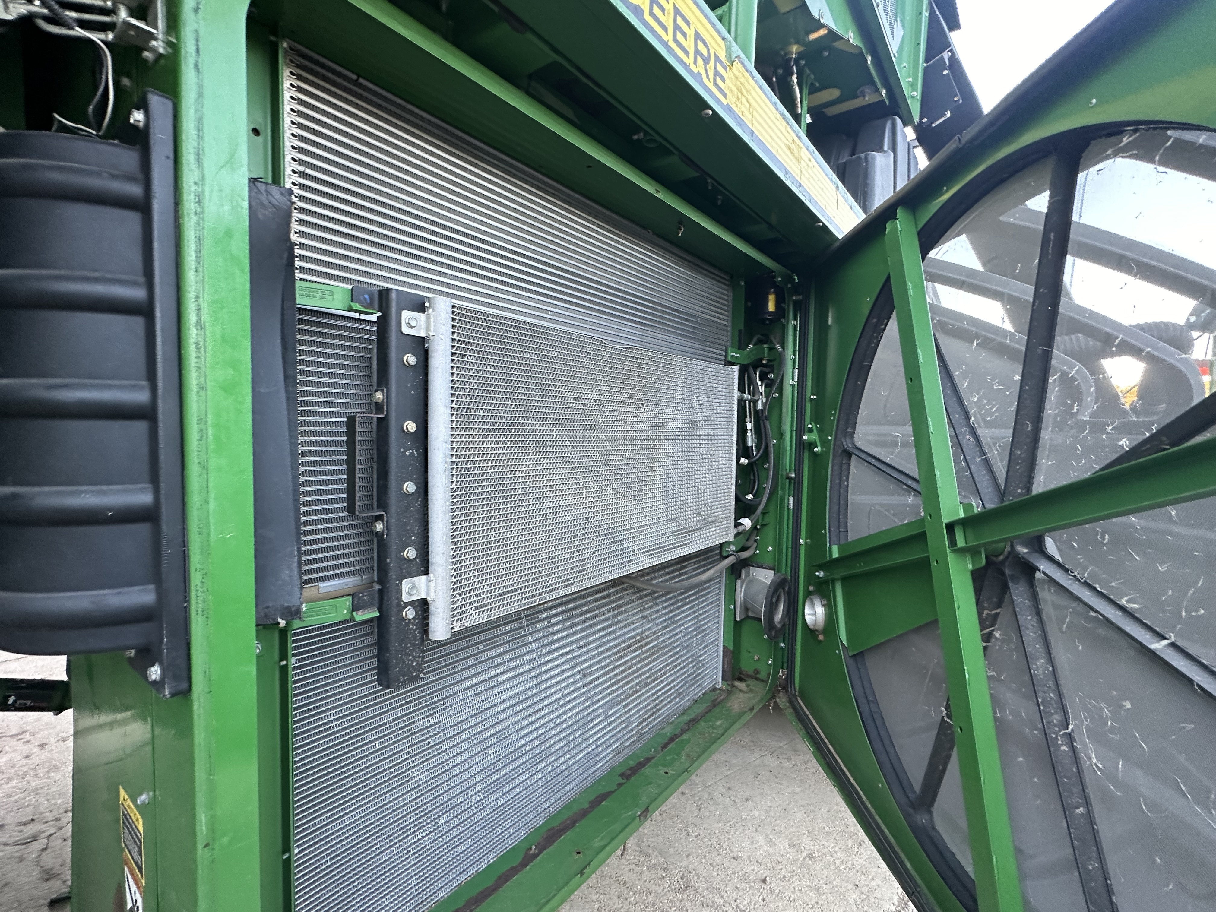 2016 John Deere CP690 Cotton Equipment