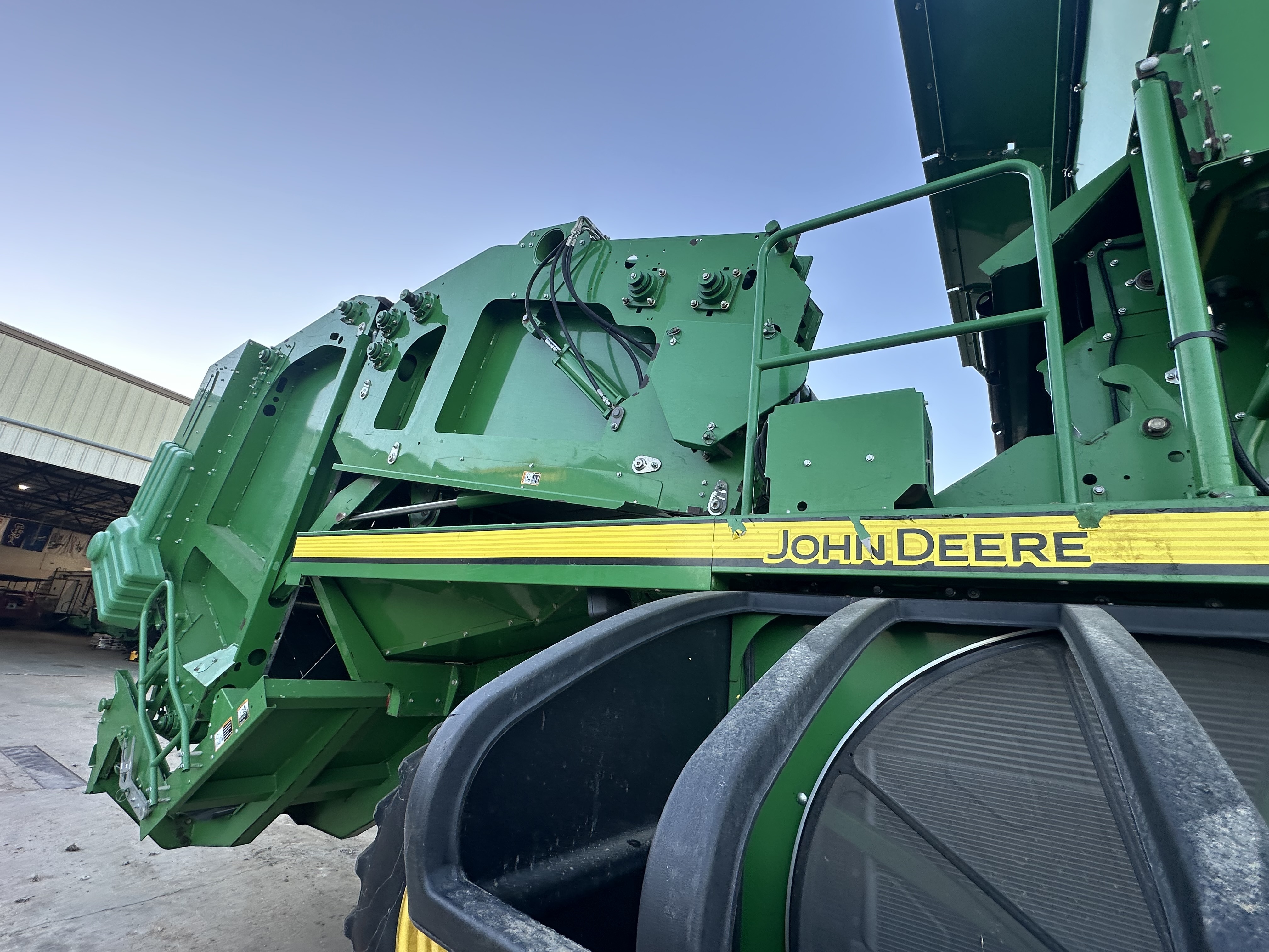 2016 John Deere CP690 Cotton Equipment