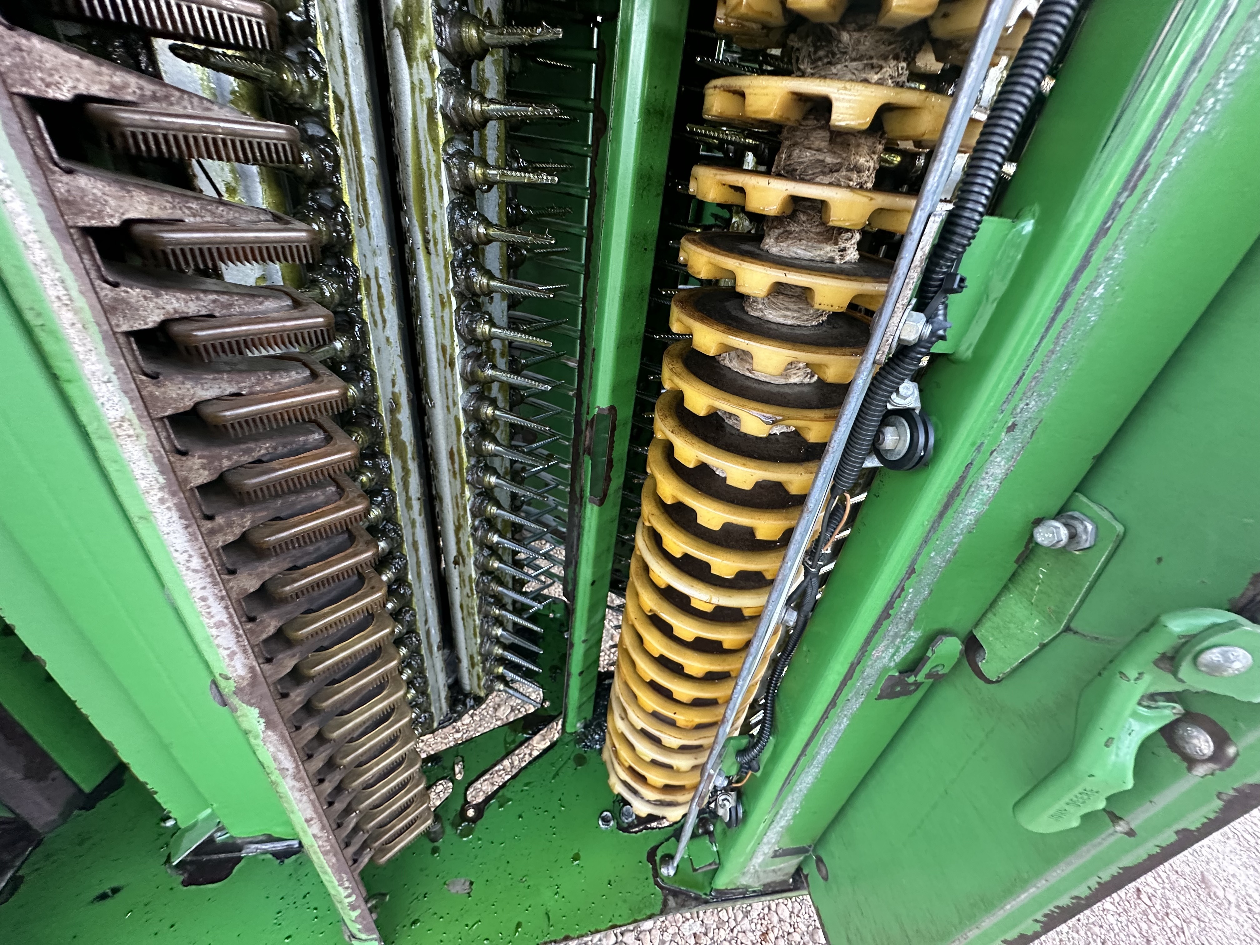 2016 John Deere CP690 Cotton Equipment