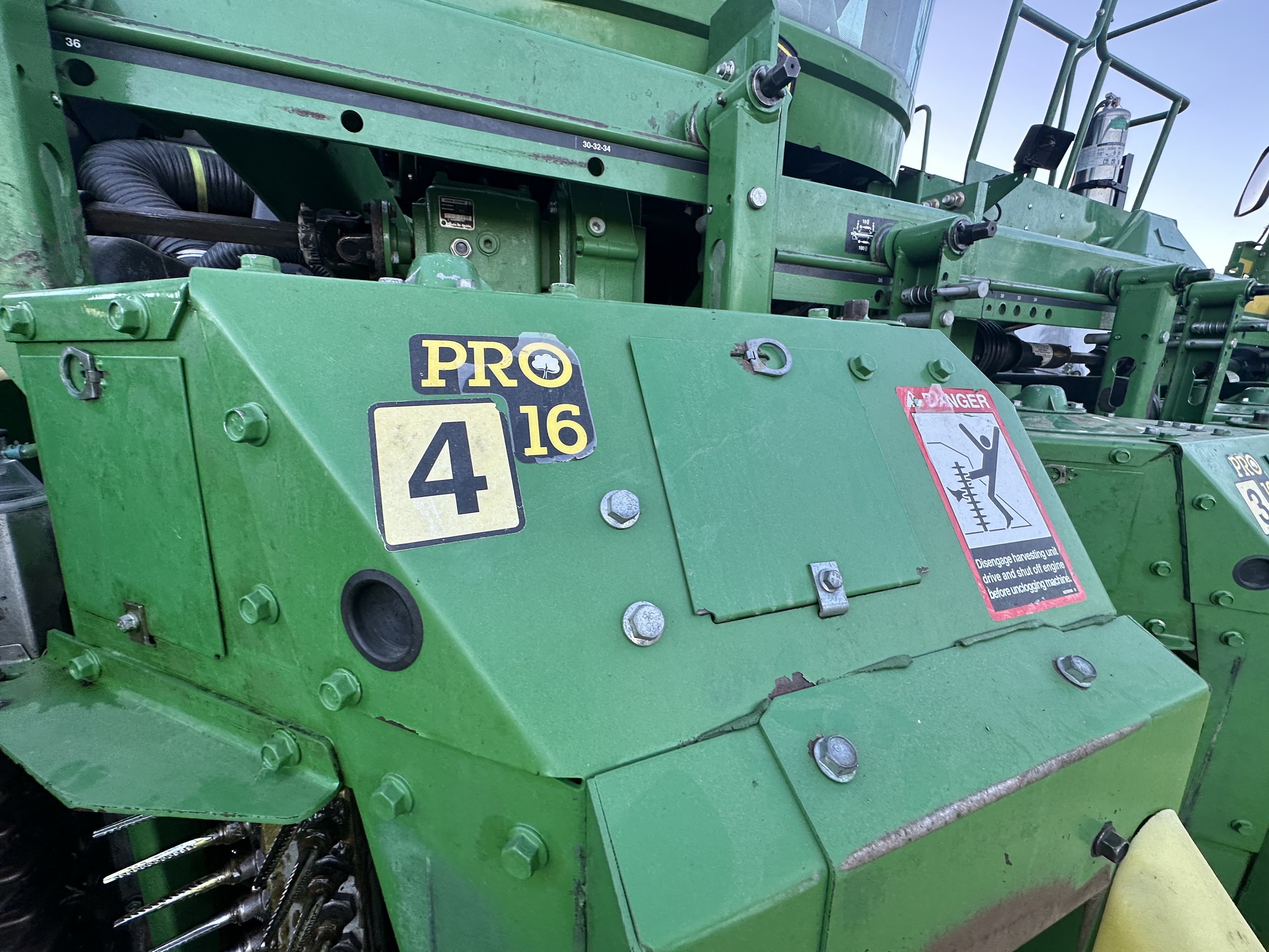 2016 John Deere CP690 Cotton Equipment