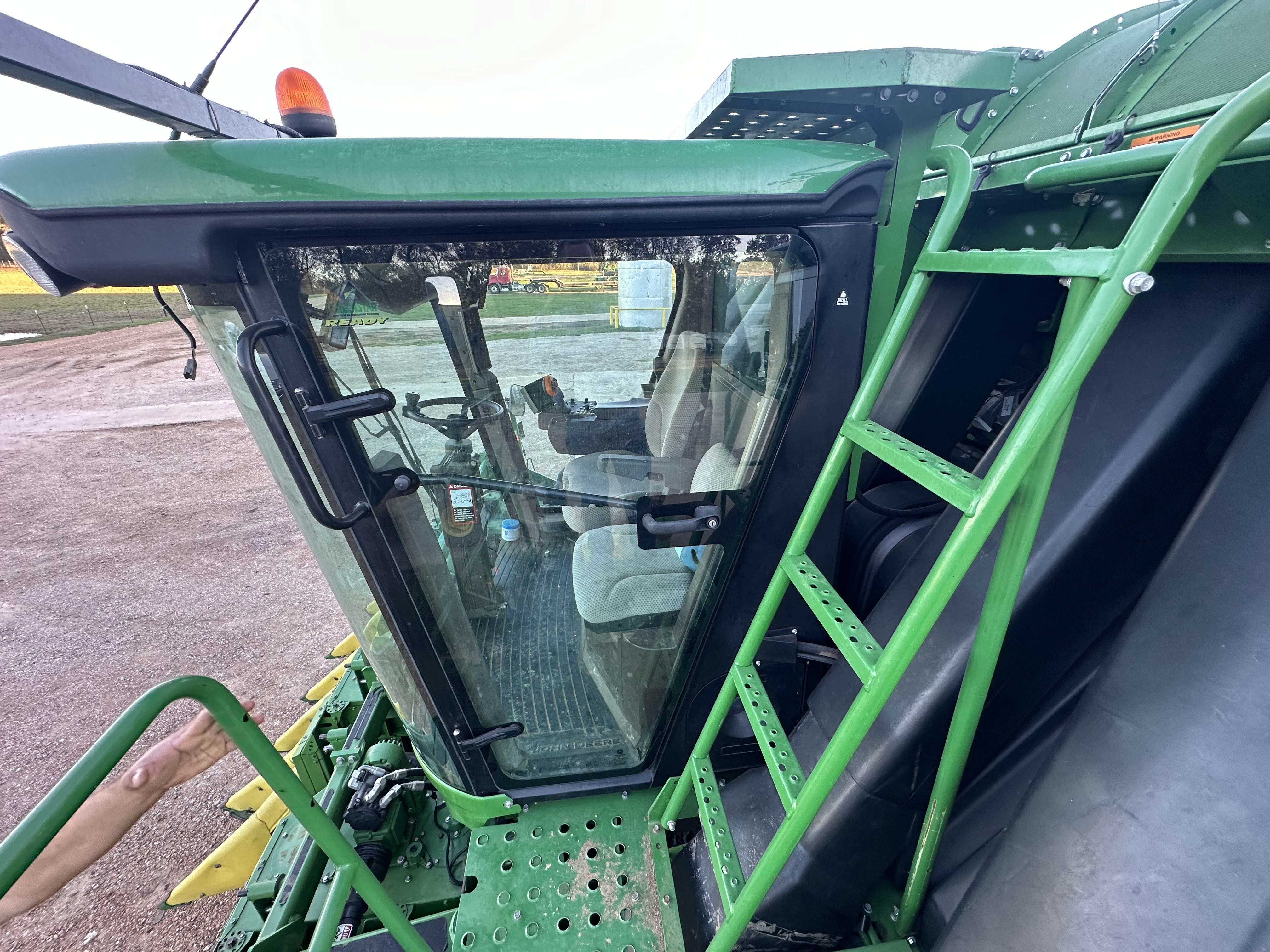 2016 John Deere CP690 Cotton Equipment