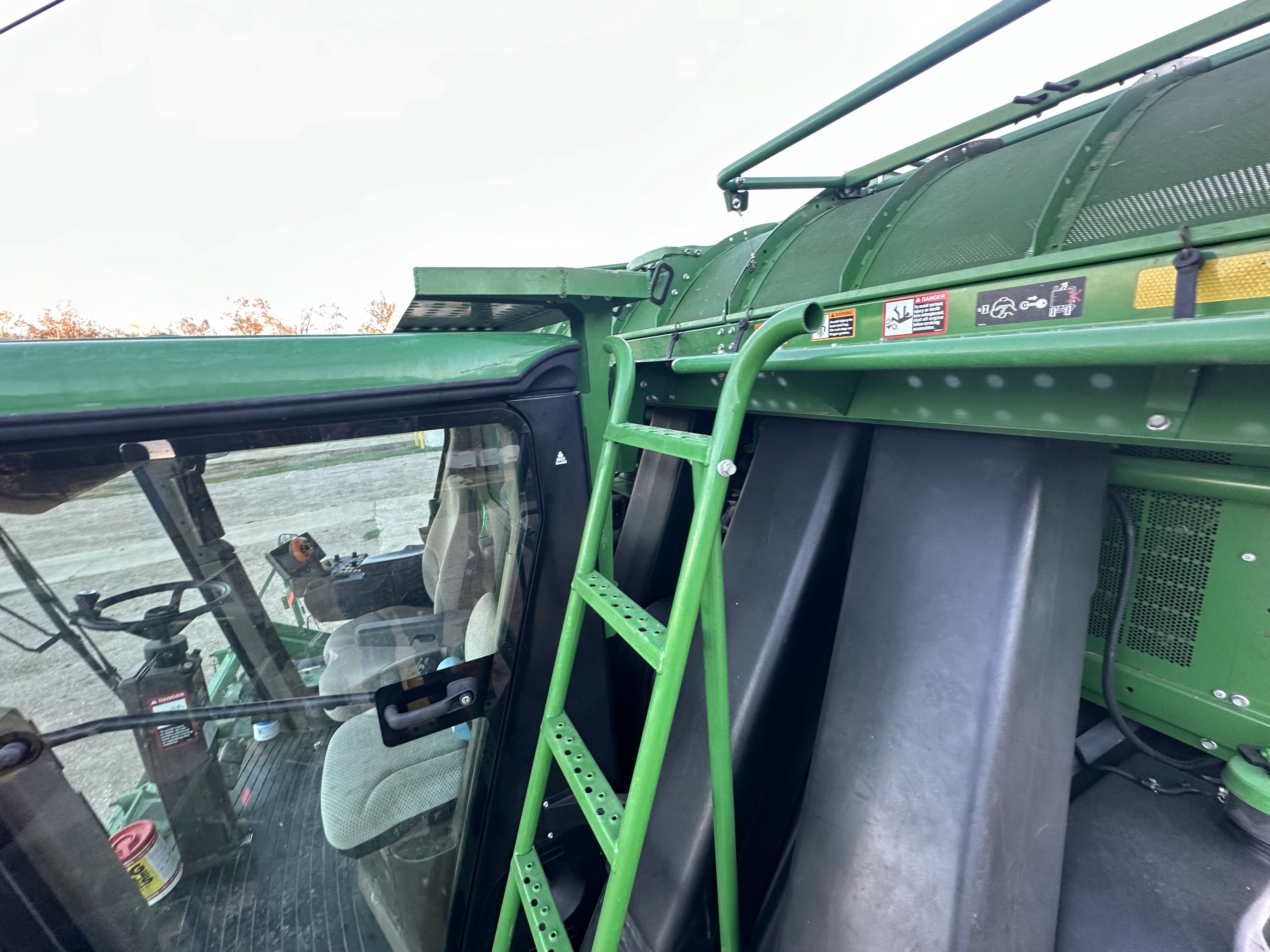 2016 John Deere CP690 Cotton Equipment