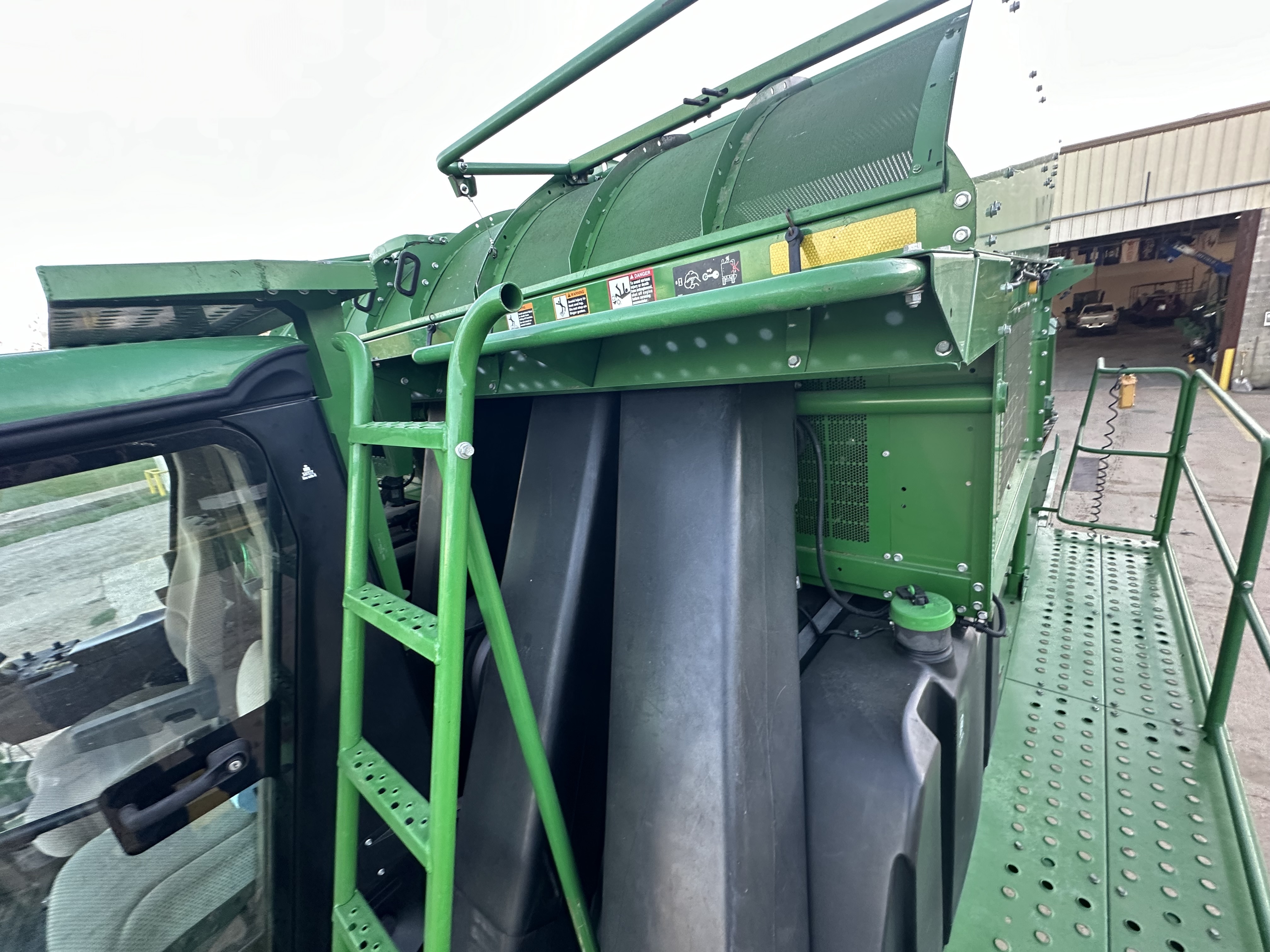 2016 John Deere CP690 Cotton Equipment