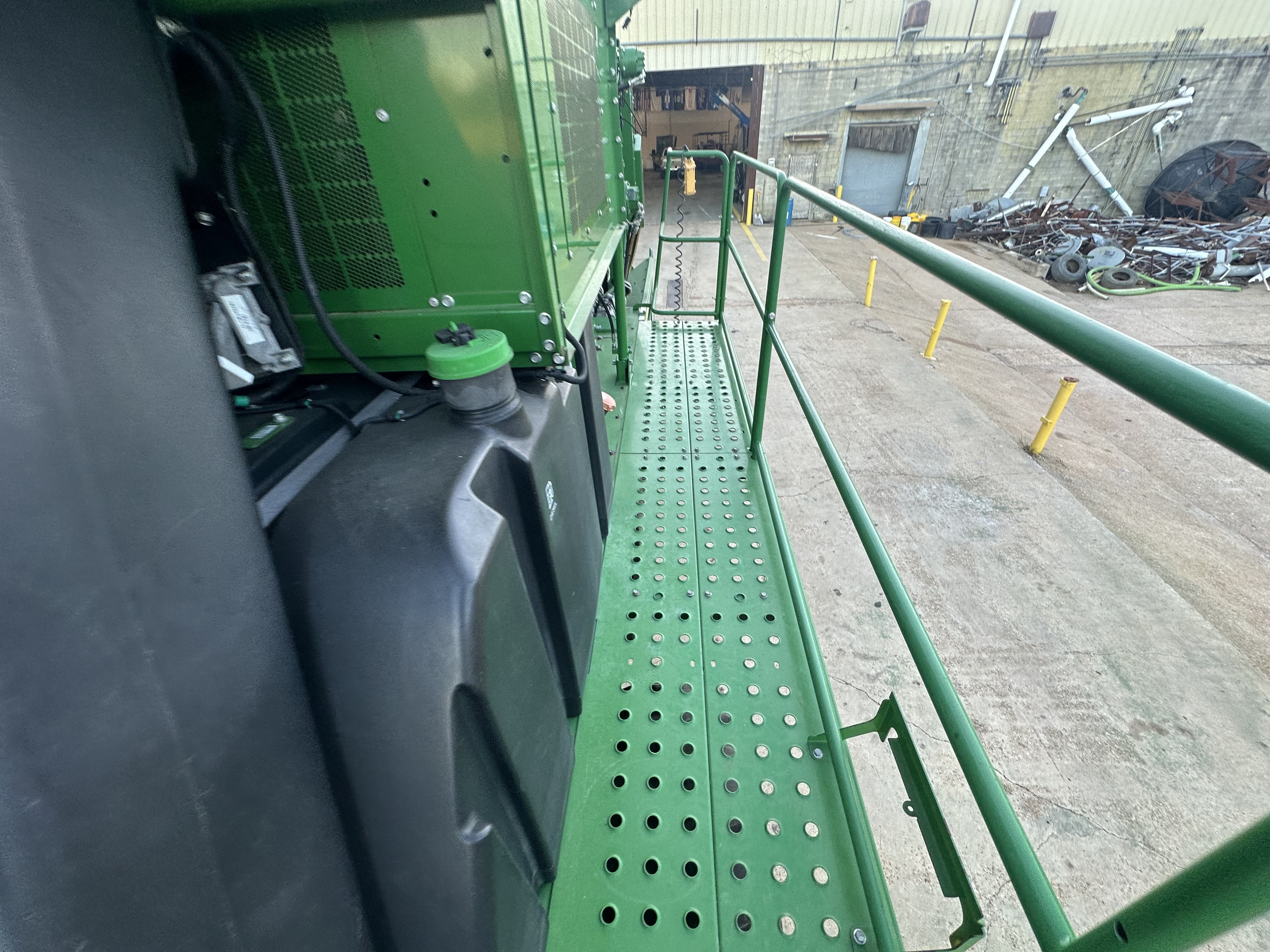 2016 John Deere CP690 Cotton Equipment