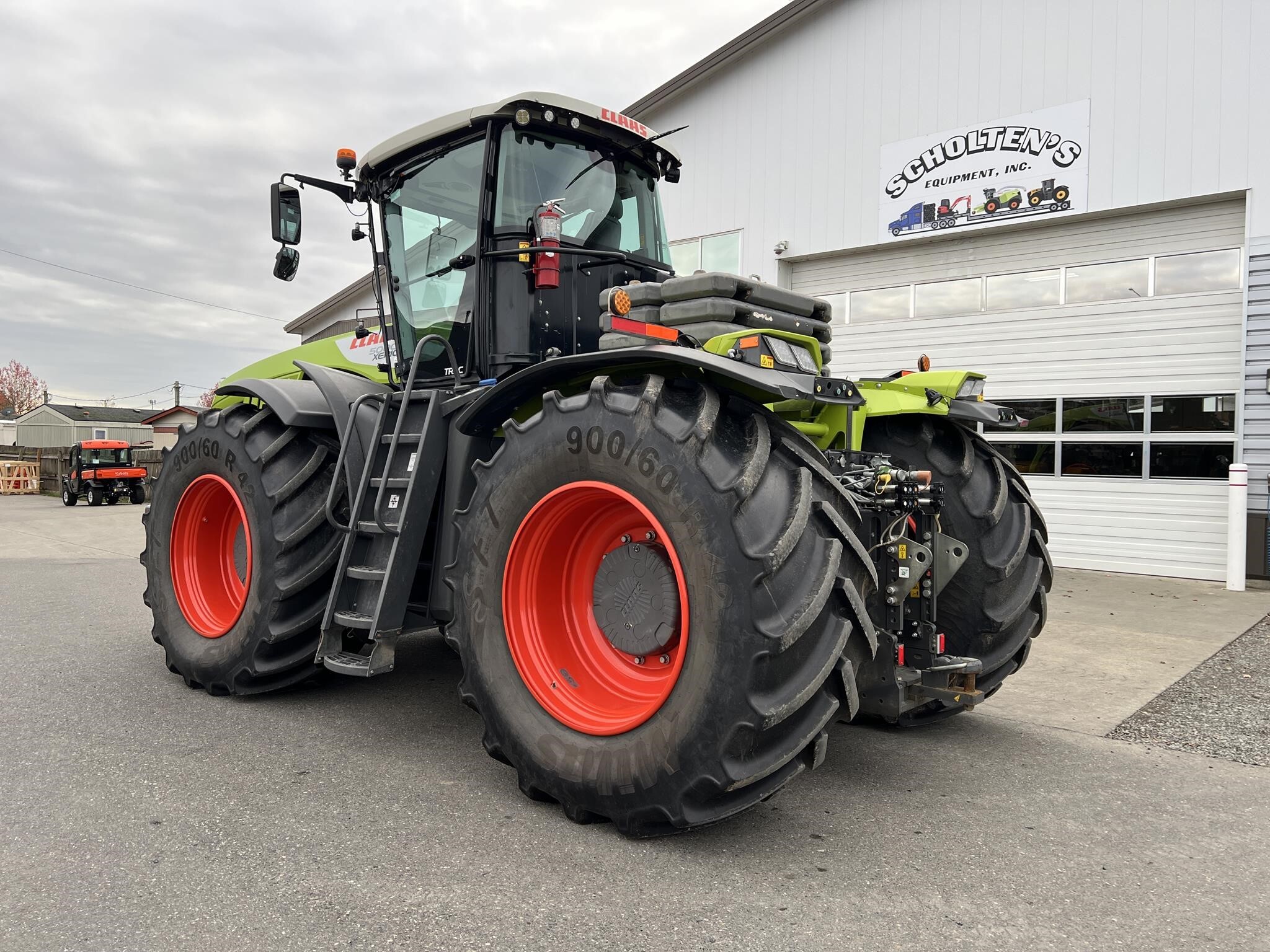 2020 Claas XERION 5000 Tractor