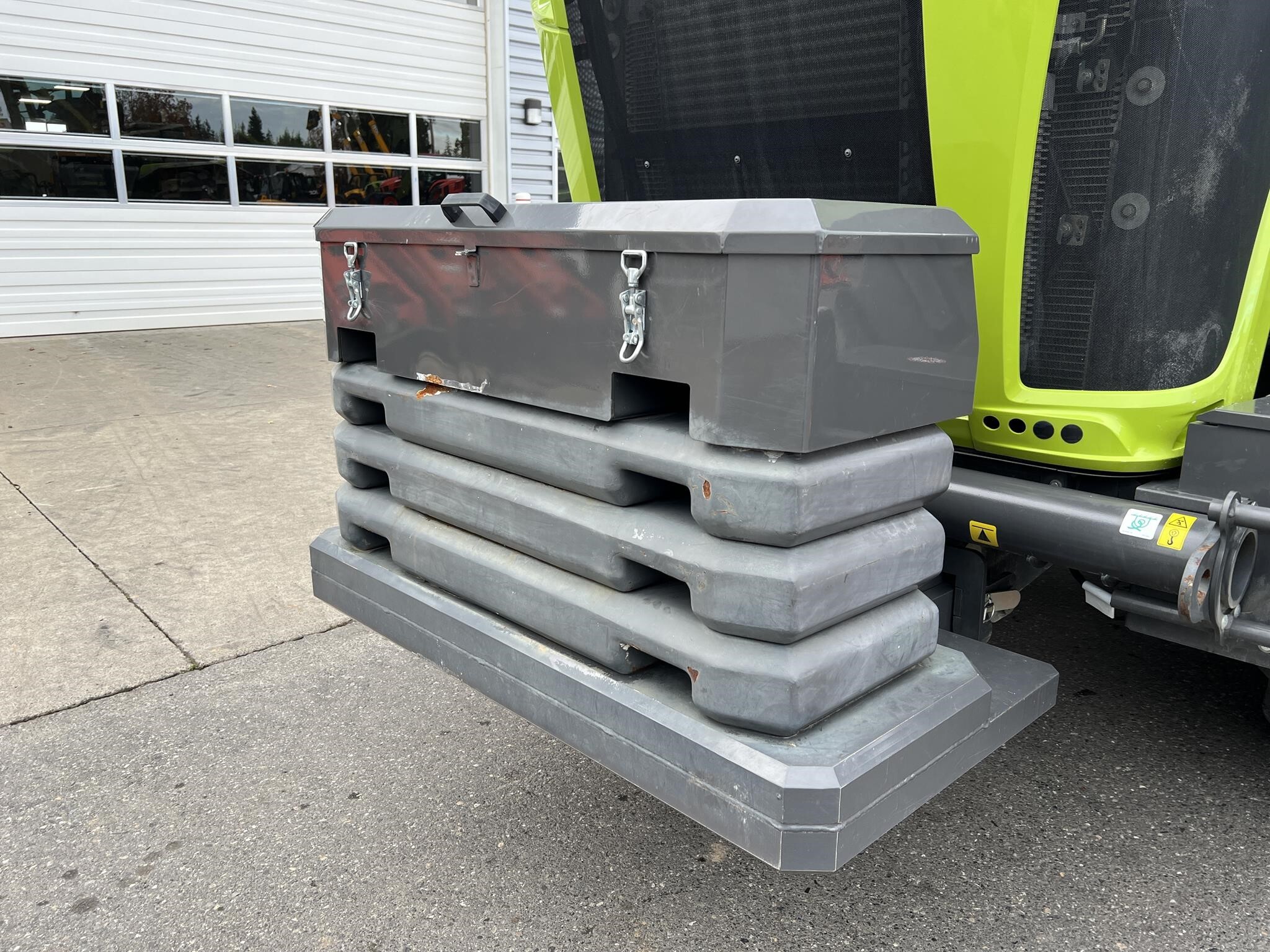 2020 Claas XERION 5000 Tractor