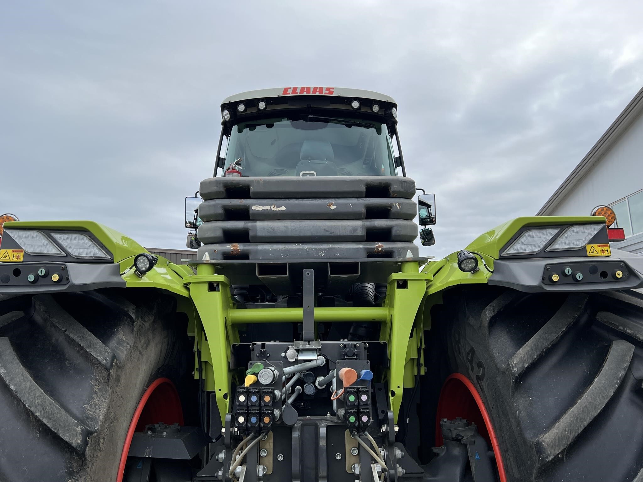 2020 Claas XERION 5000 Tractor