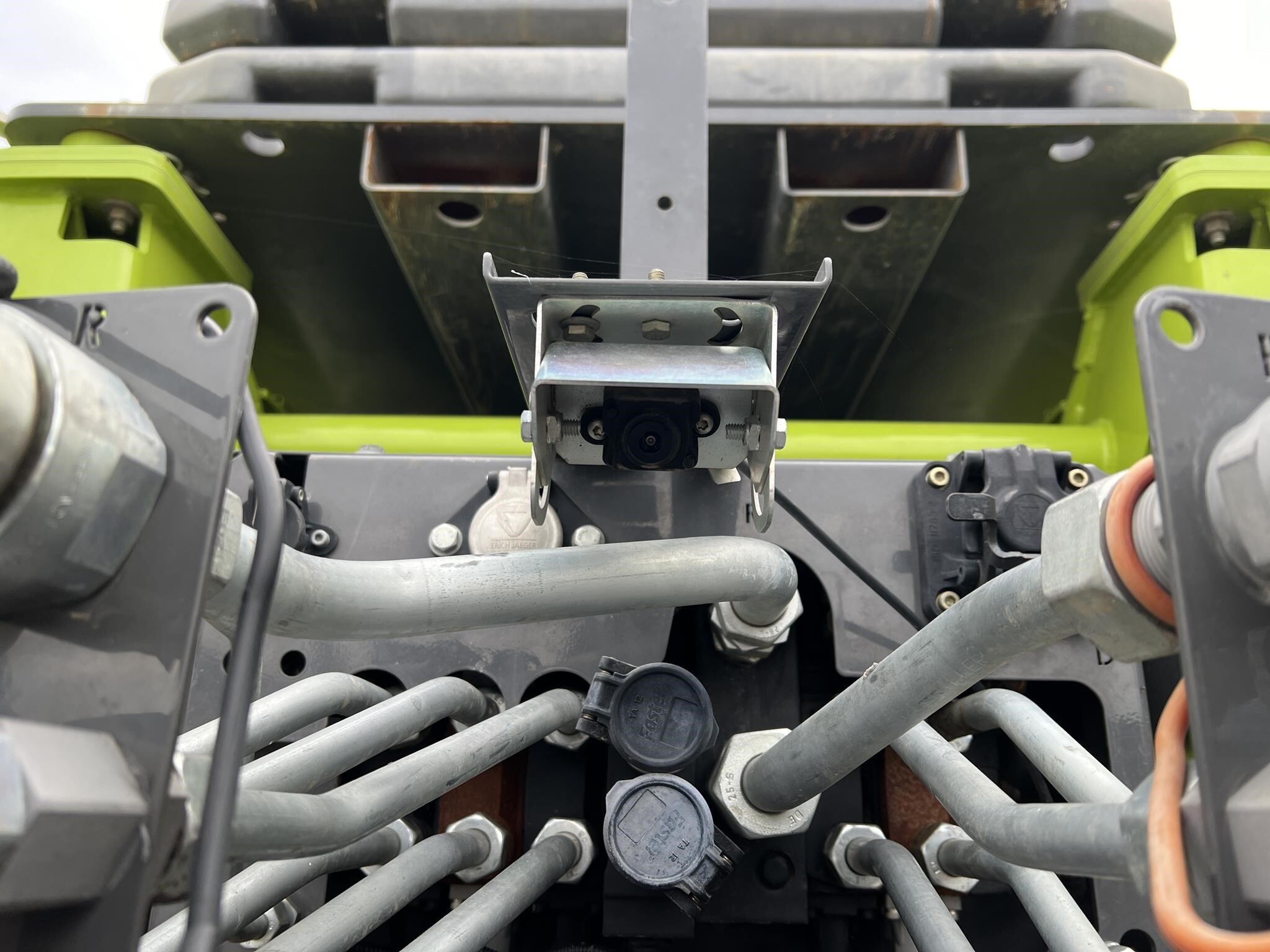2020 Claas XERION 5000 Tractor