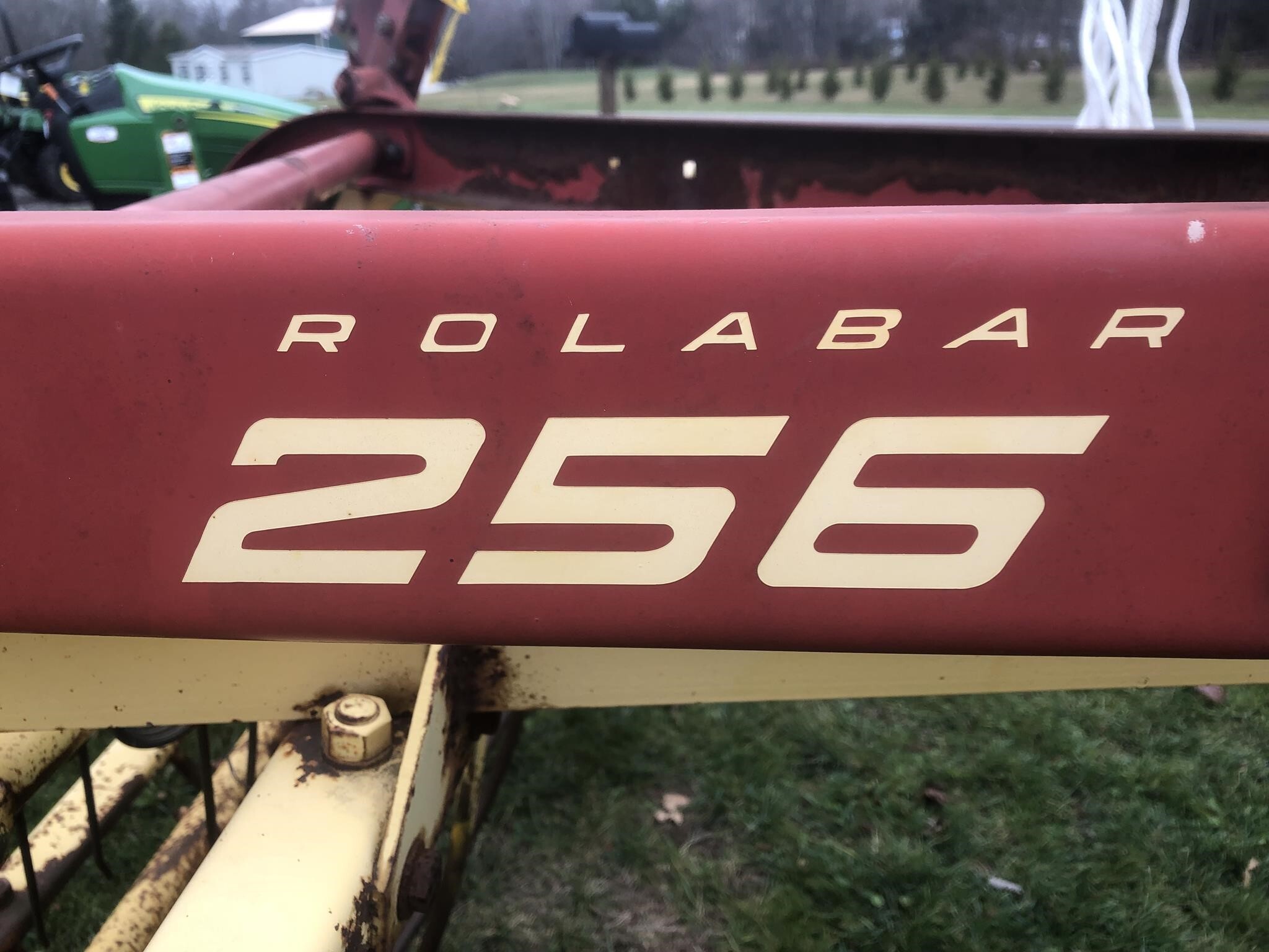  New Holland Rolabar 256 Rake