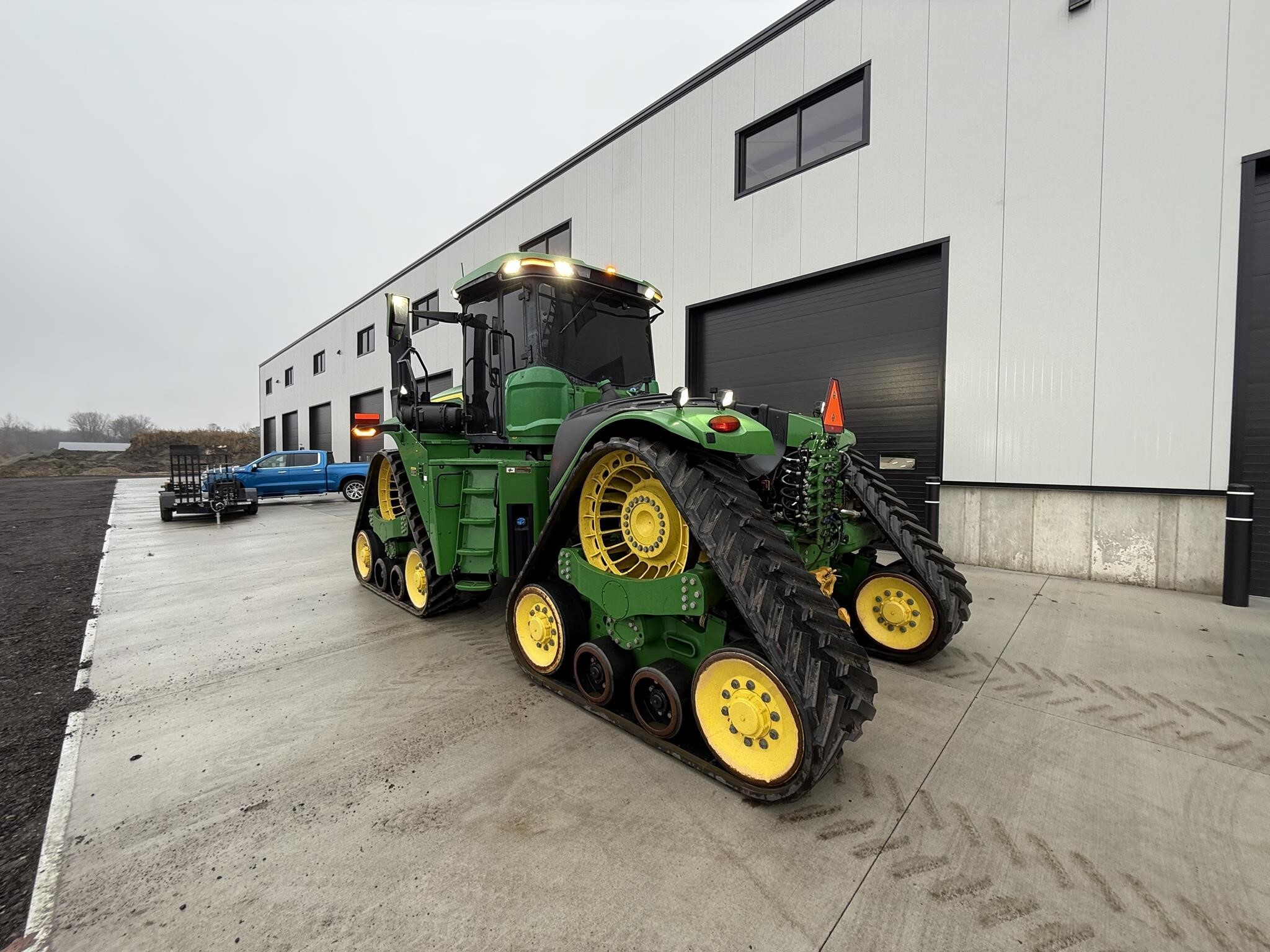 2022 John Deere 9RX 590 Tractor