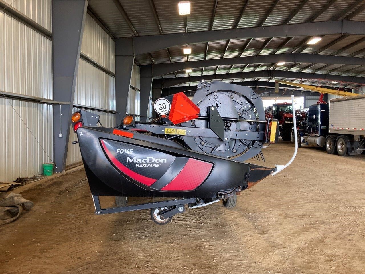 2021 MacDon FD145 Platform
