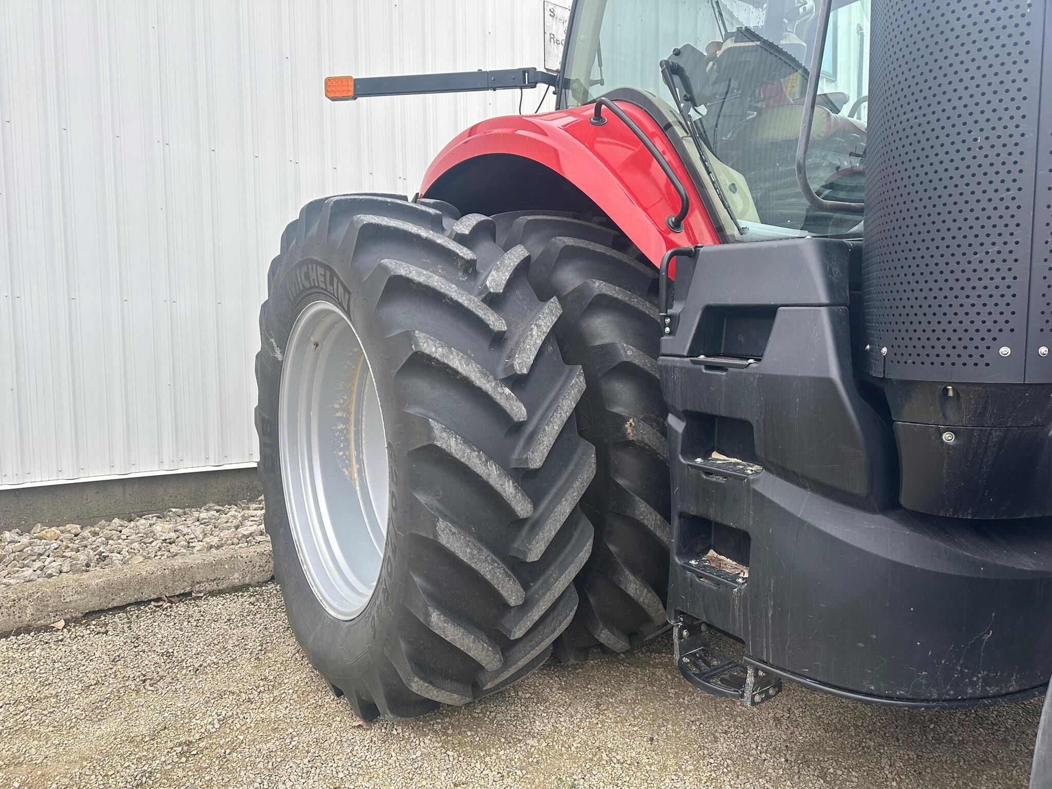 2024 Case IH MAGNUM 400 AFS CONNECT Tractor