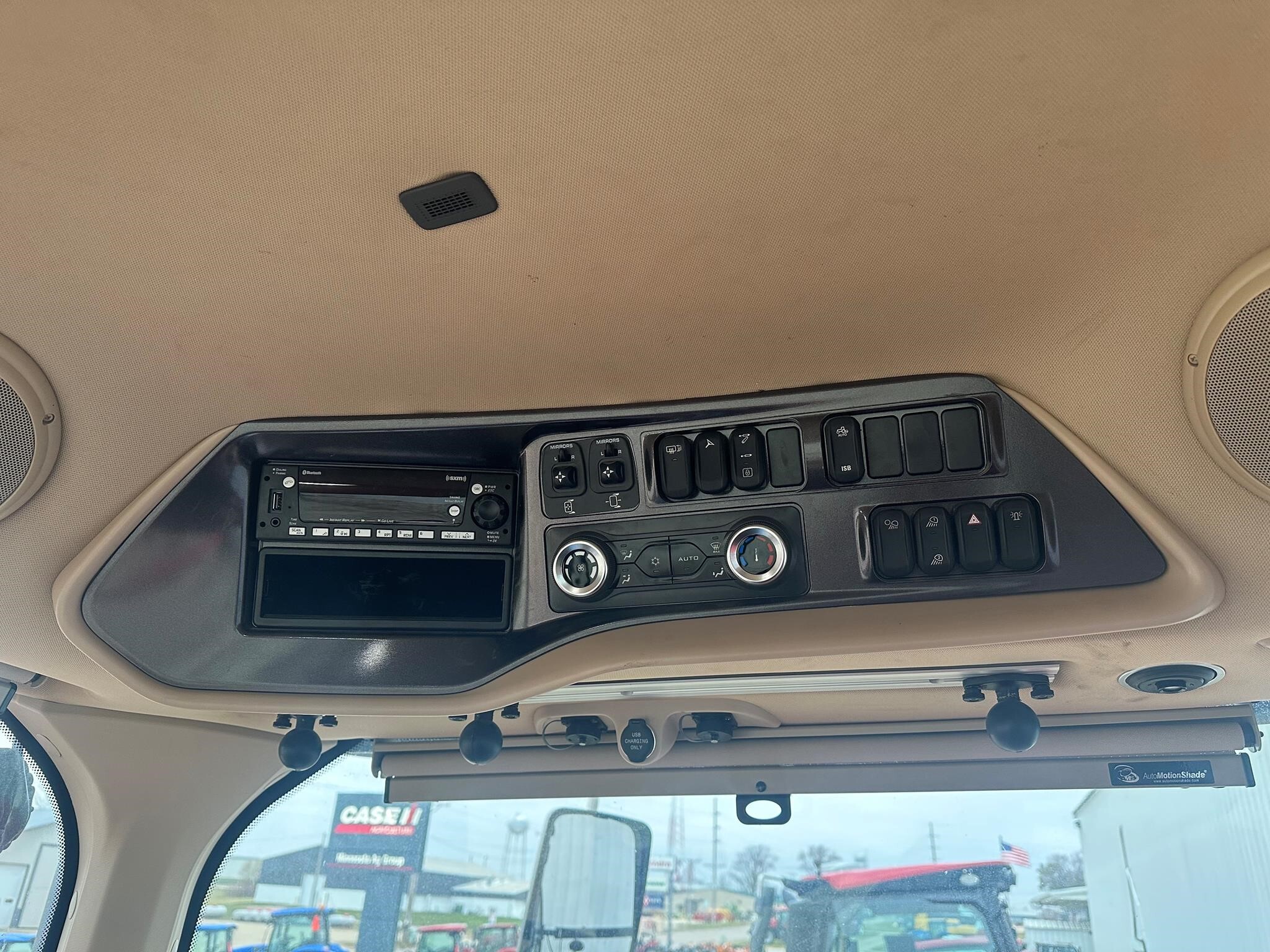 2024 Case IH MAGNUM 400 AFS CONNECT Tractor