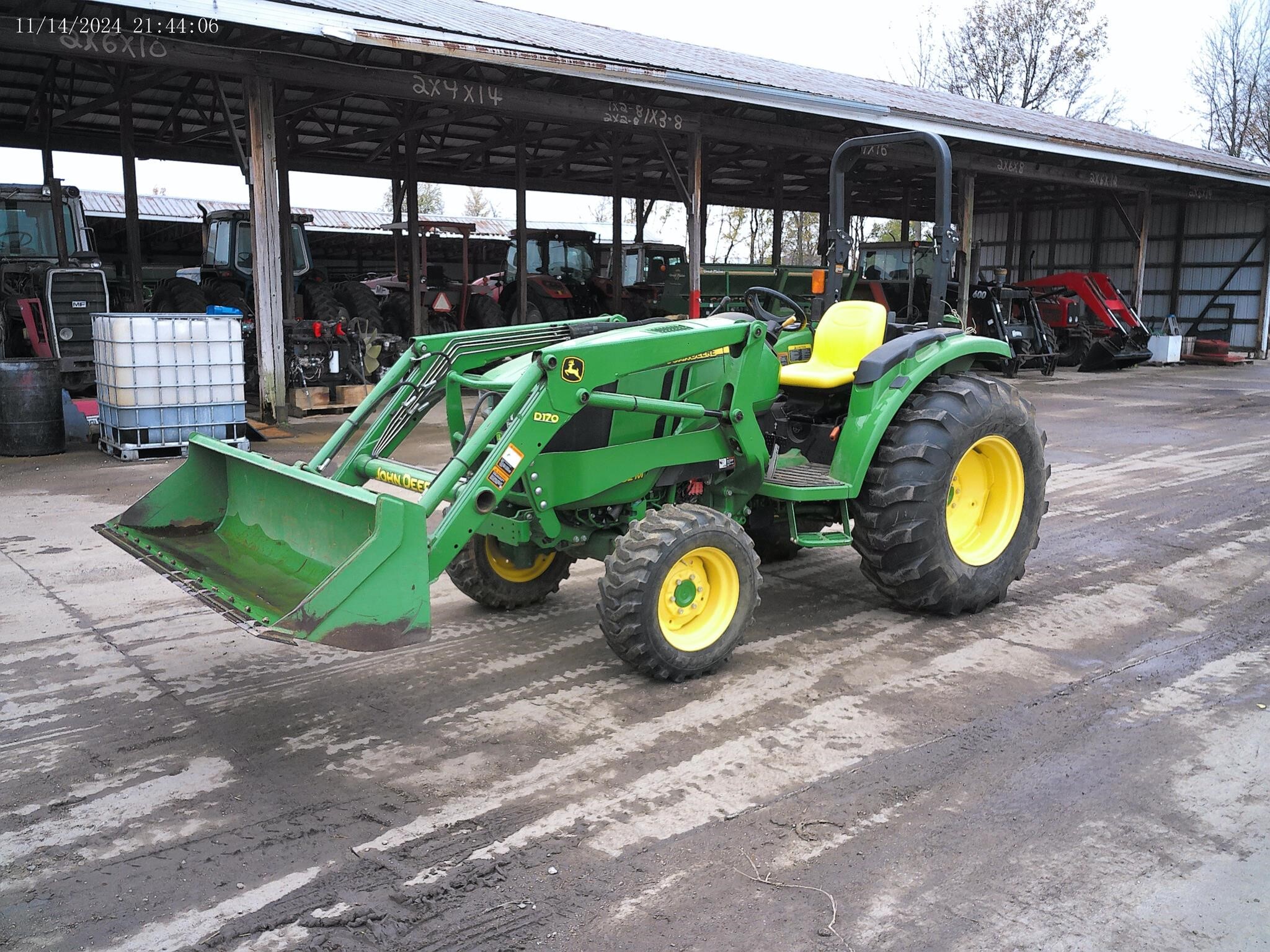 2016 John Deere 4052M Tractor