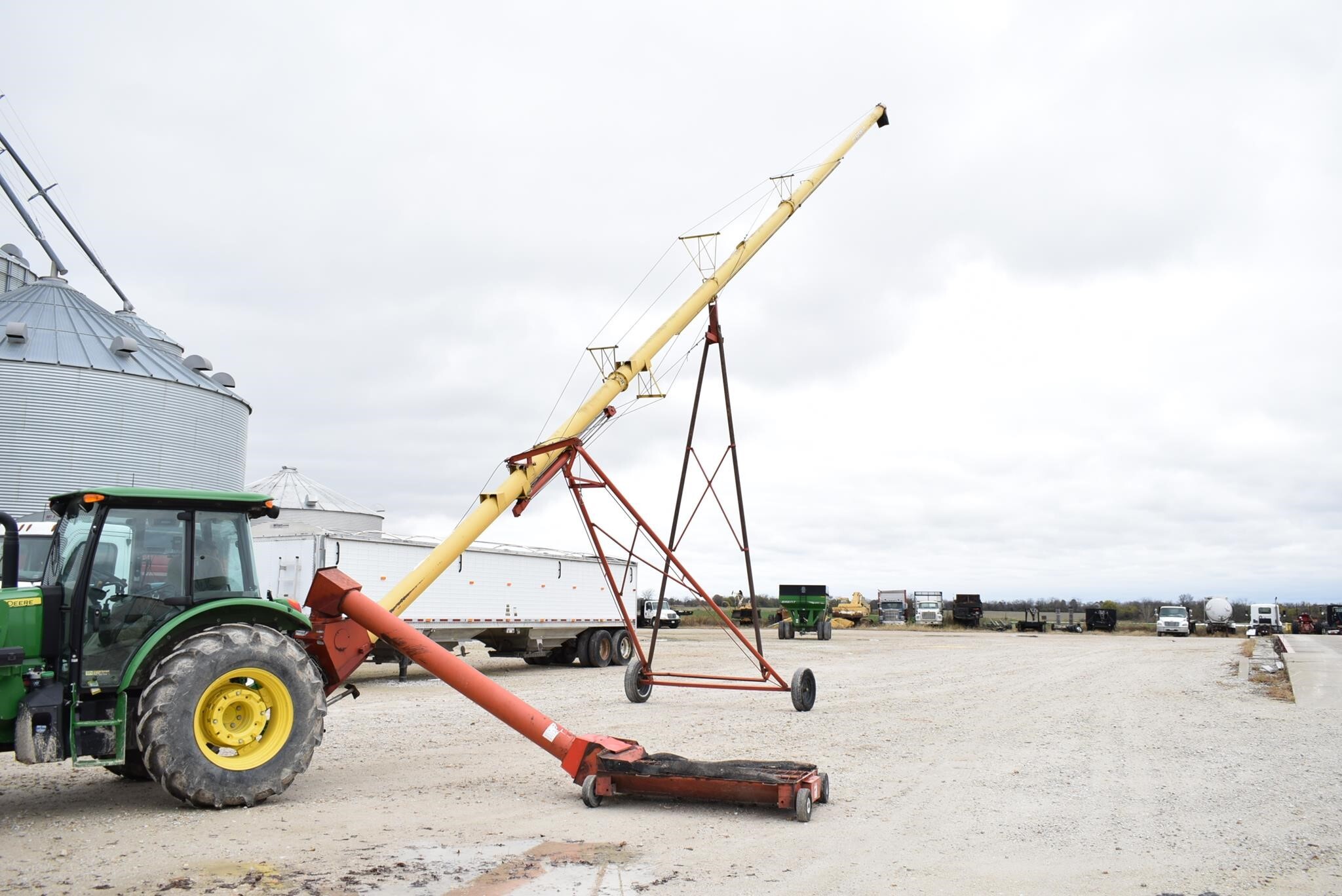  Westfield MK100-71 Augers and Conveyor