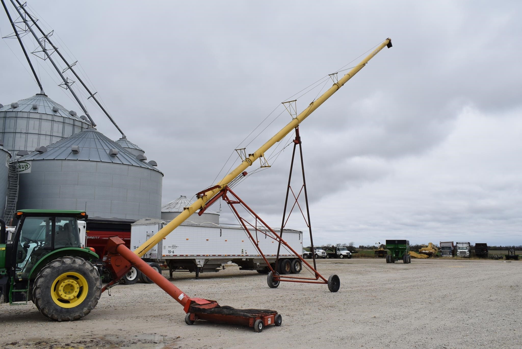 Westfield MK100-71 Augers and Conveyor