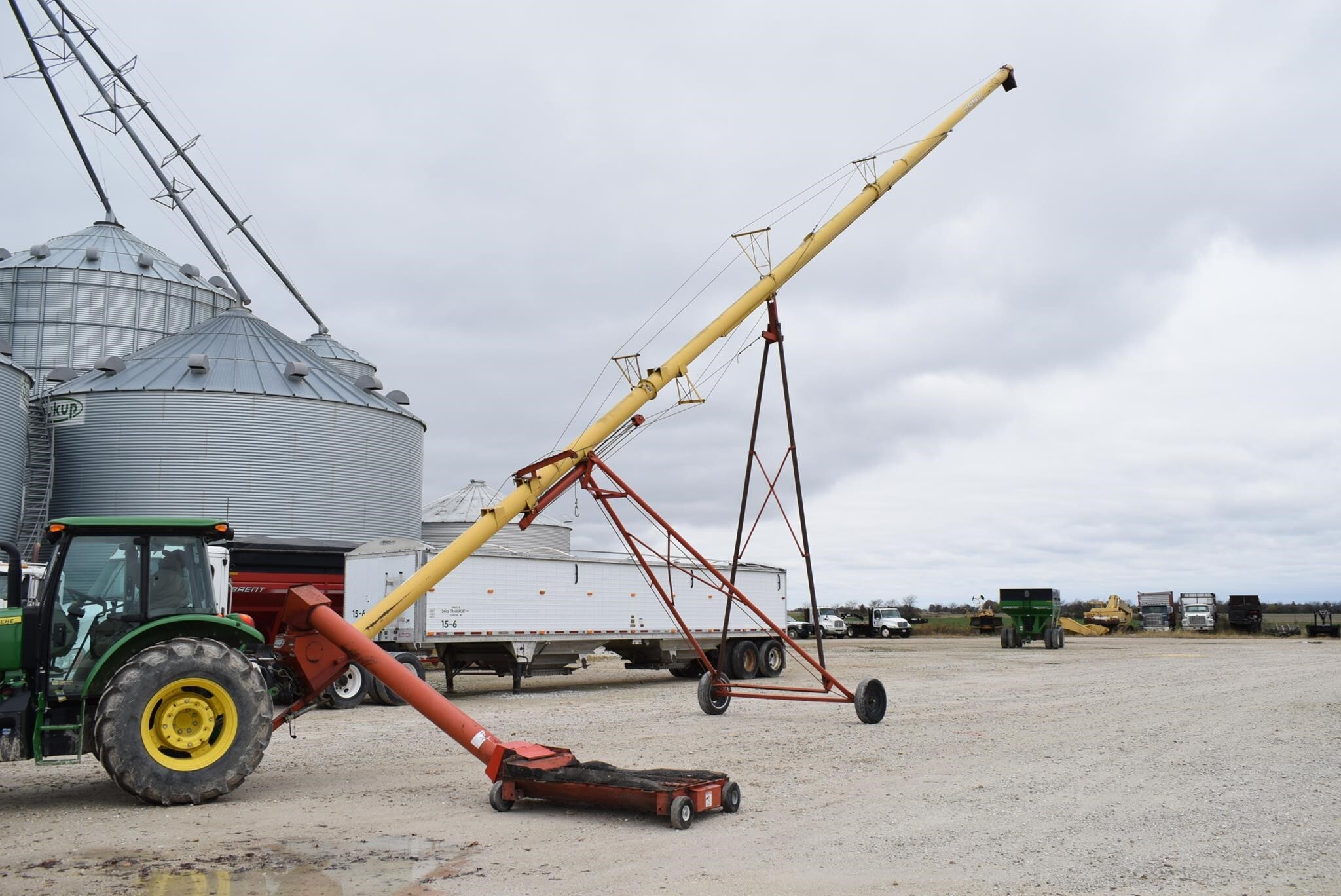  Westfield MK100-71 Augers and Conveyor
