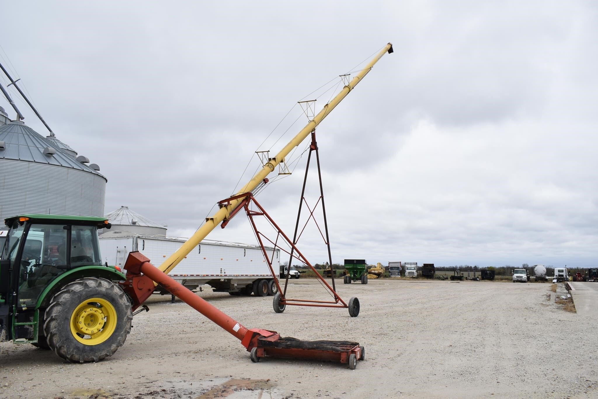  Westfield MK100-71 Augers and Conveyor