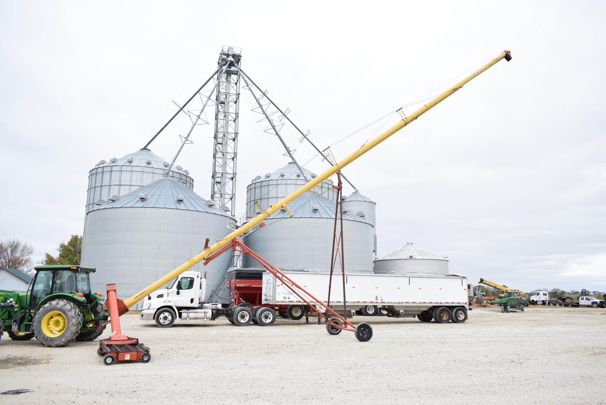  Westfield MK100-71 Augers and Conveyor
