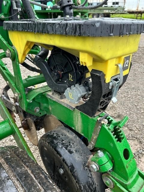 2012 John Deere 1770NT Planter