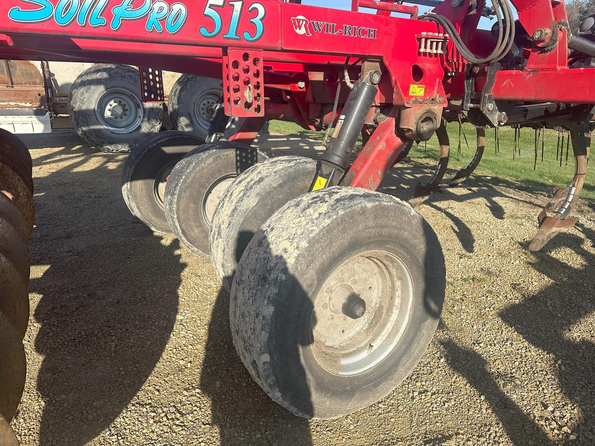 2014 Wil-Rich SoilPro 513 Disk Chisel