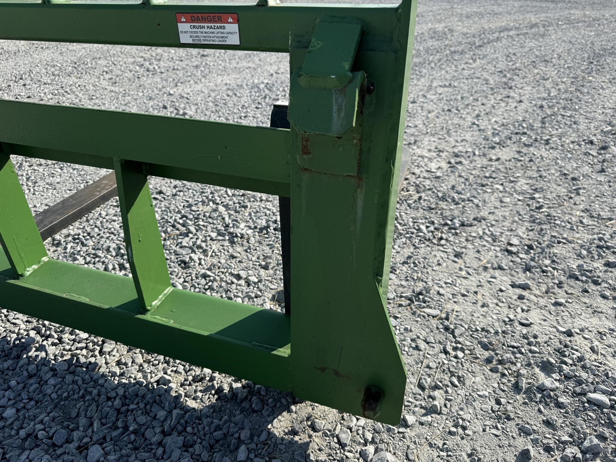  Frontier AP11F Loader and Skid Steer Attachment