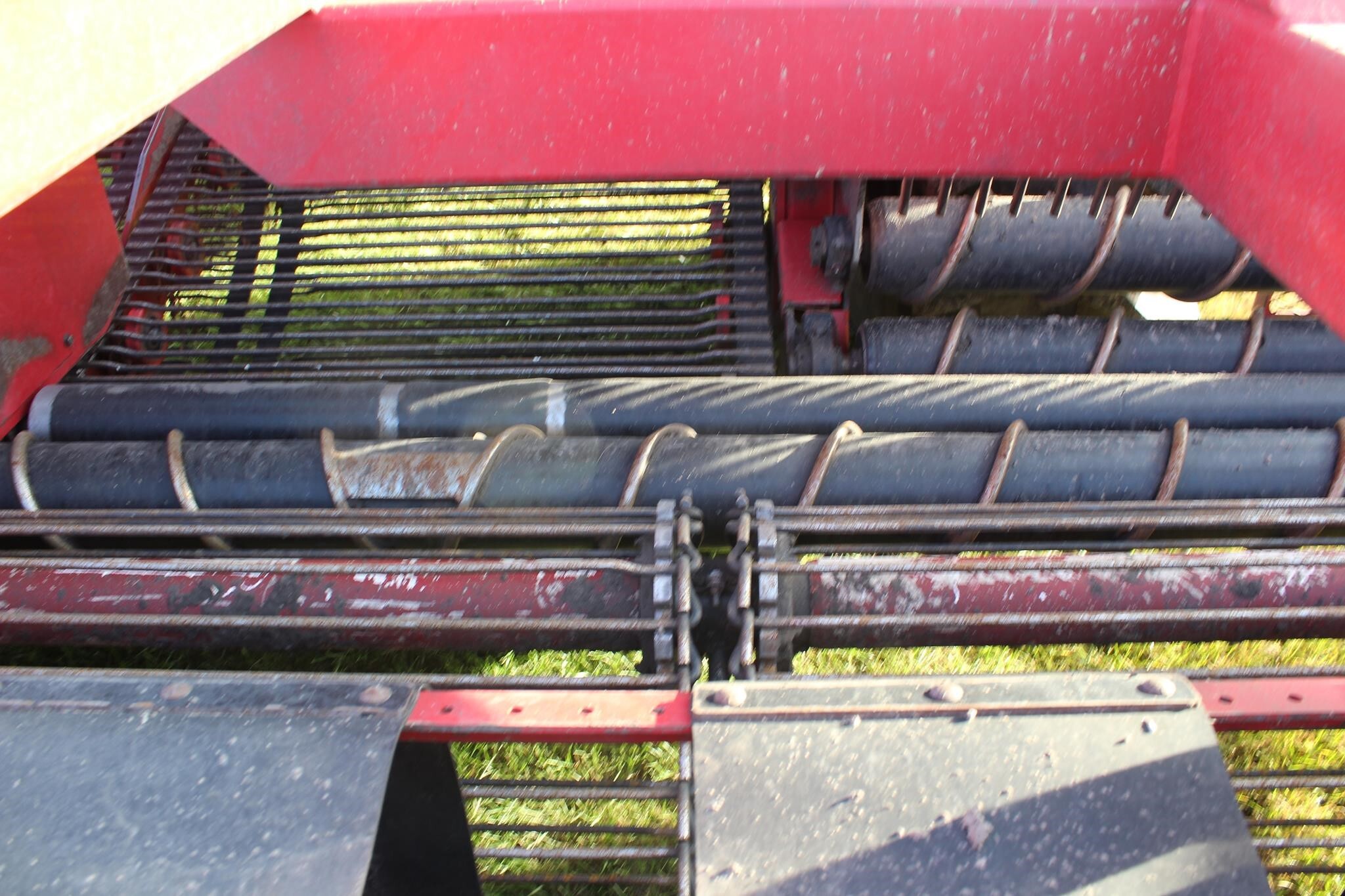 2018 Amity 2700 Beet Equipment