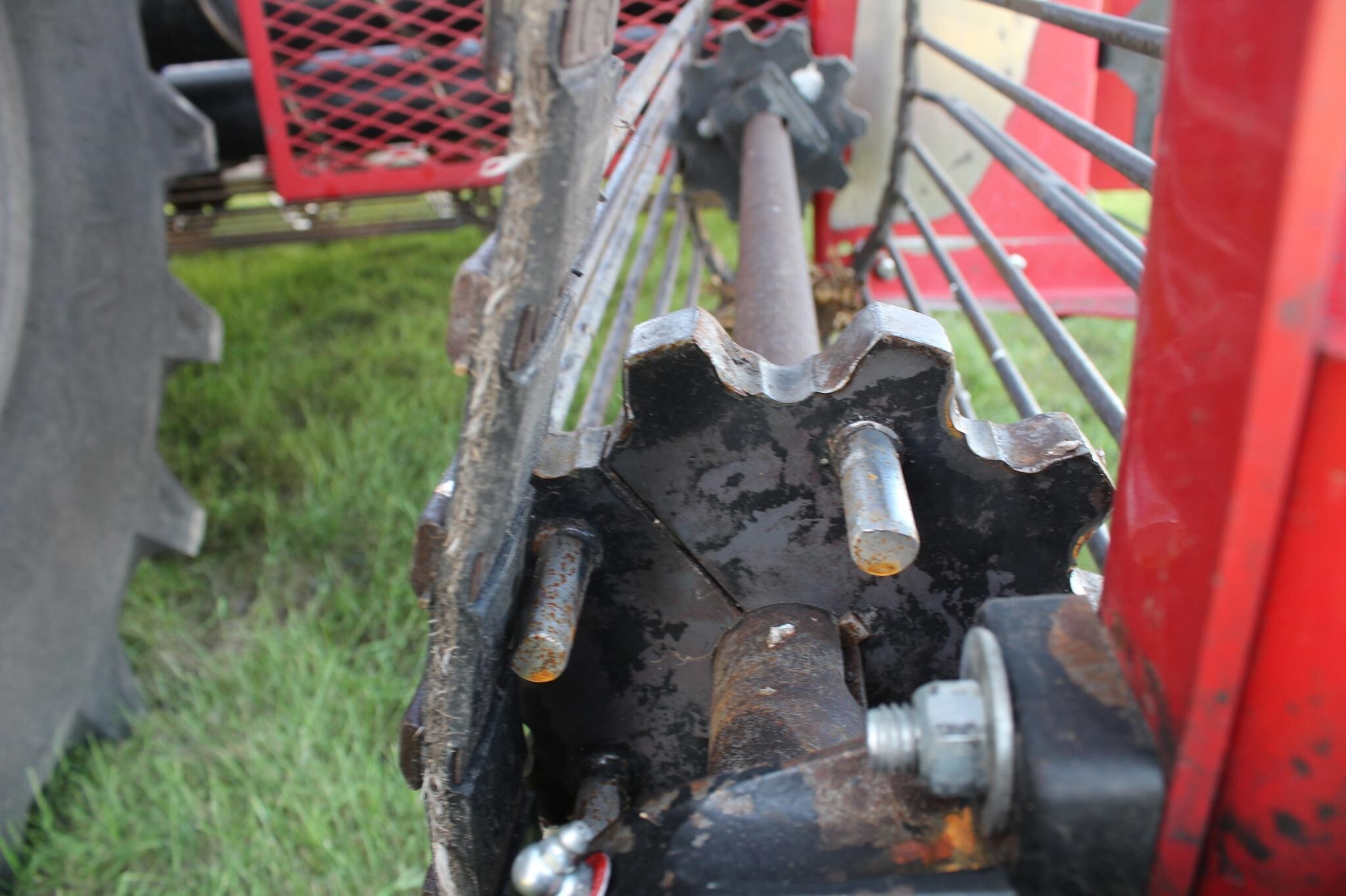 2018 Amity 2700 Beet Equipment