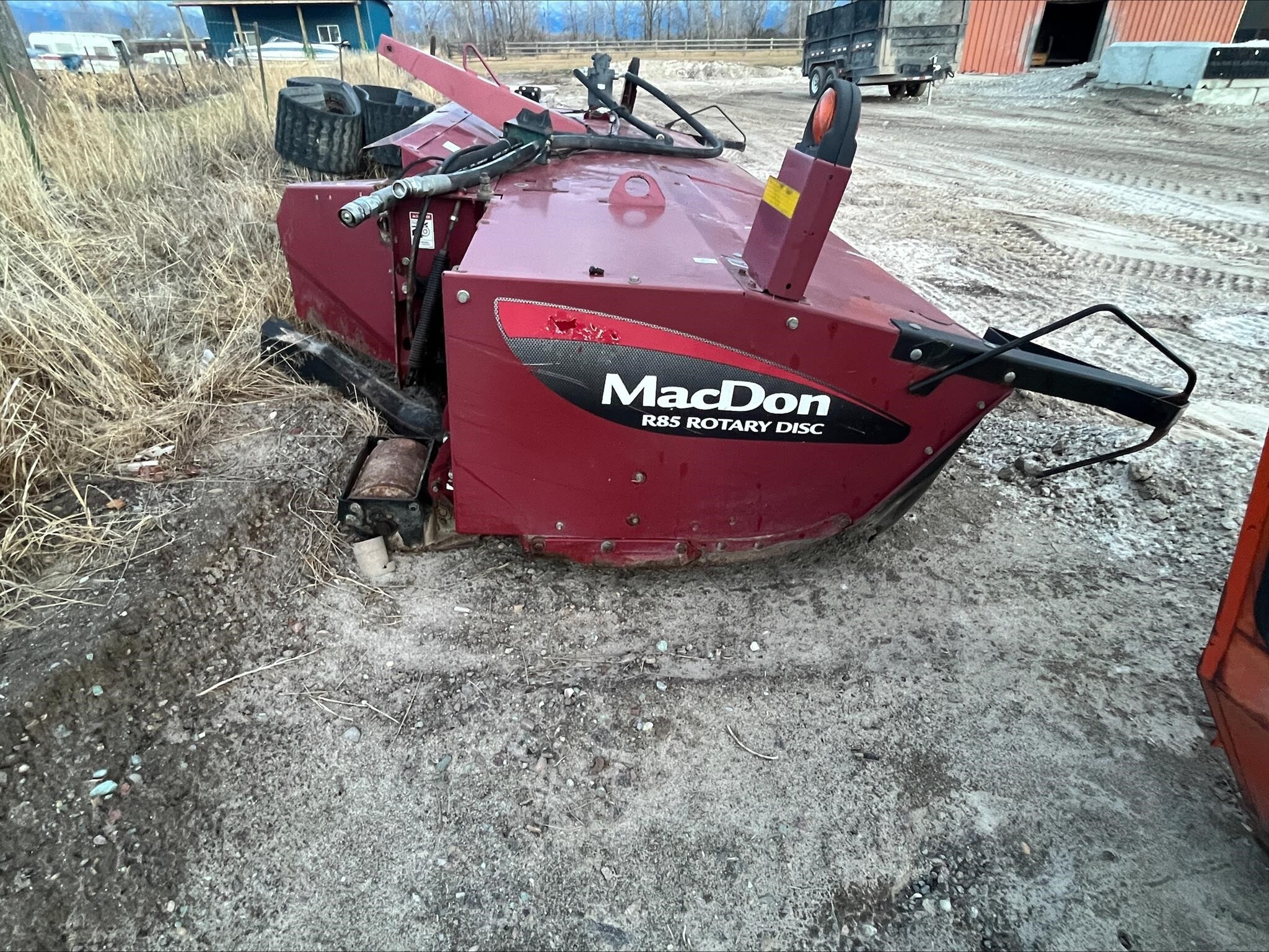 2011 MacDon R85 Mower Conditioner