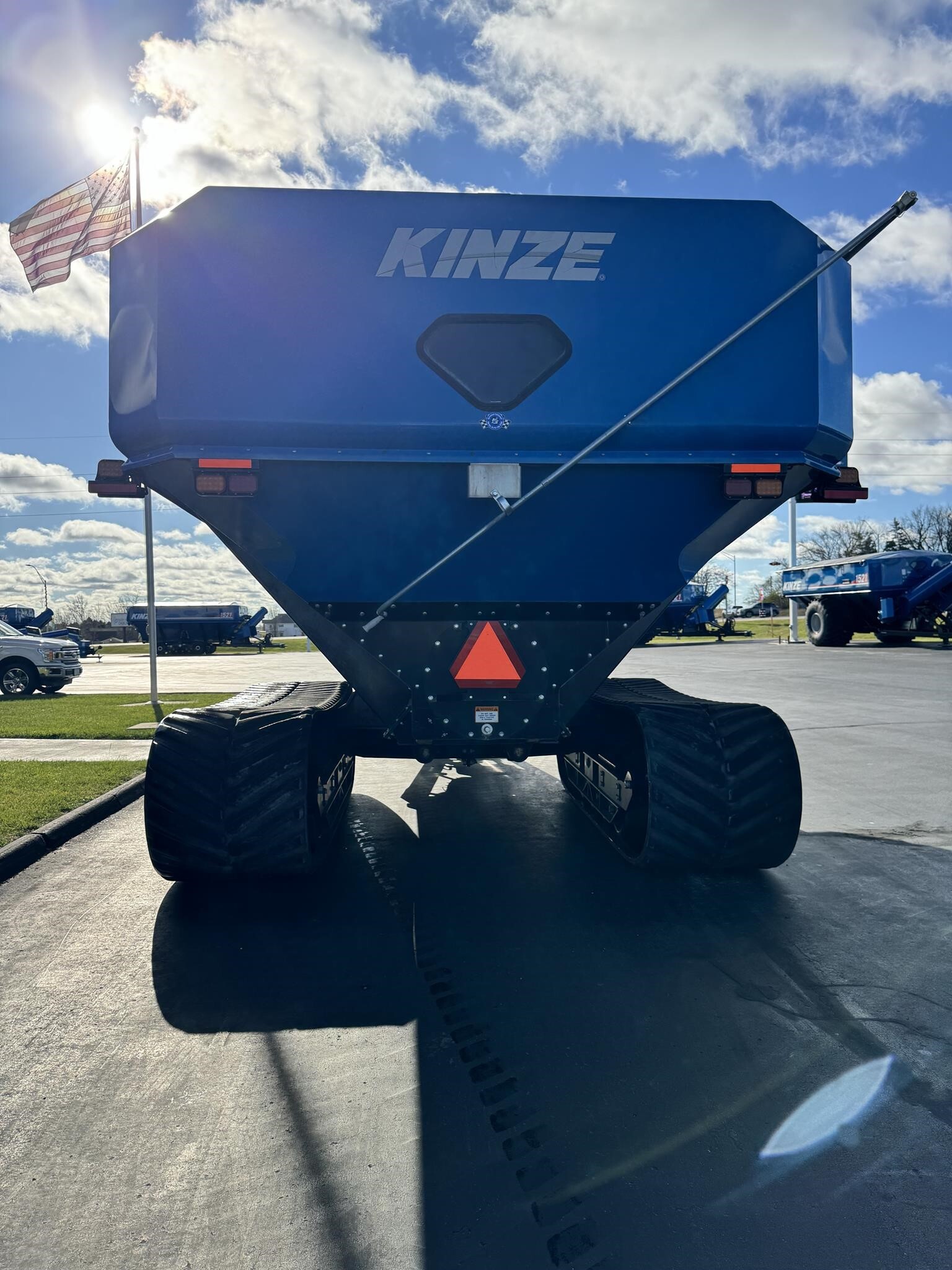 2015 Kinze 1100 Grain Cart