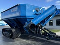 2015 Kinze 1100 Grain Cart