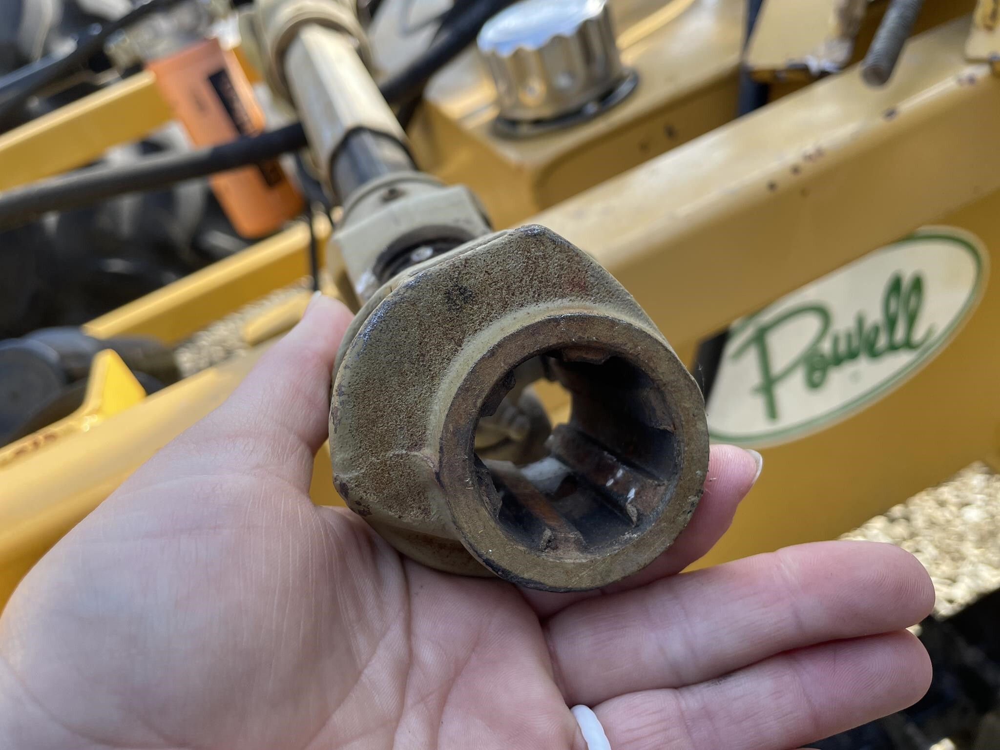 2021 Powell 6031 Tobacco Equipment